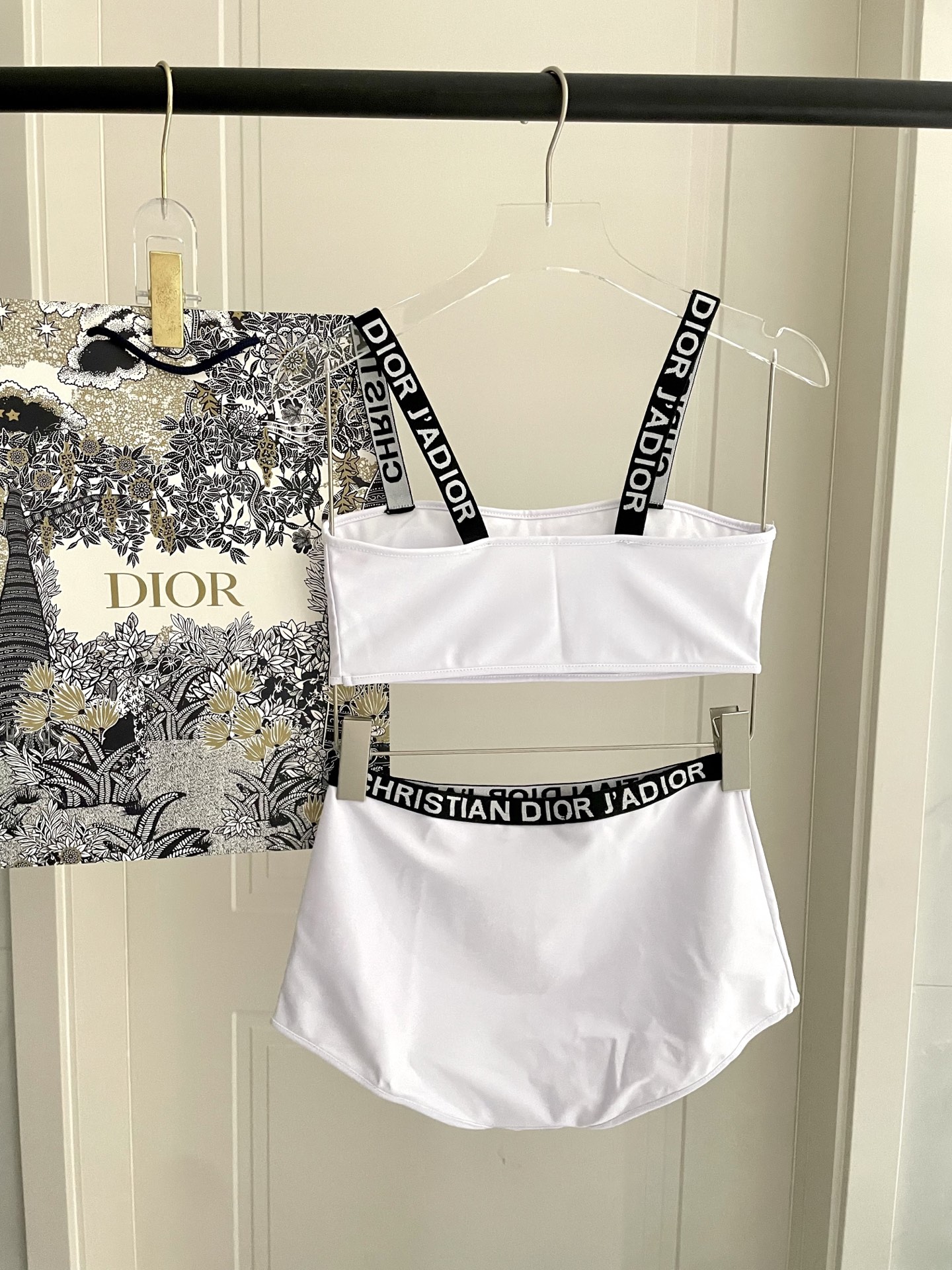  Dior新款比基尼泳衣~印花吊带背心文胸内衣+三角裤两件套装， S.M.L Xl