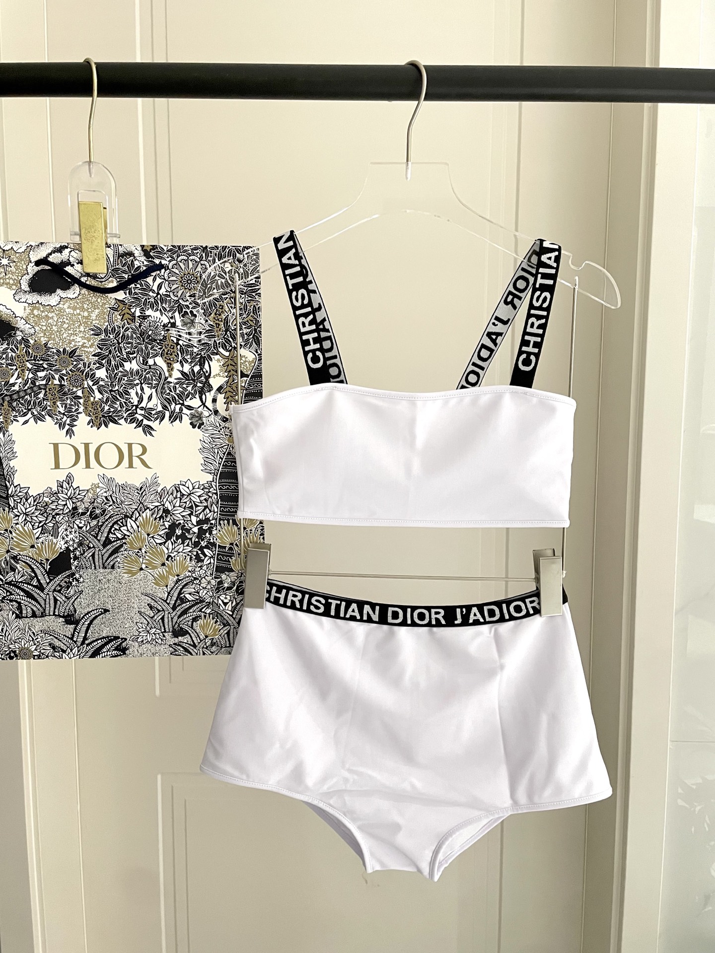  Dior新款比基尼泳衣~印花吊带背心文胸内衣+三角裤两件套装， S.M.L Xl