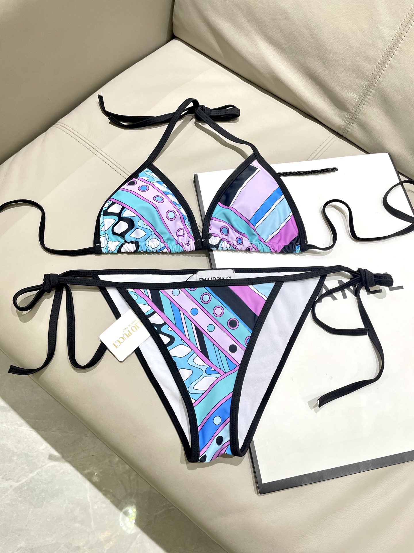  Pucci 分体比基尼😍🥰适合多种场景的游泳衣🏊‍♀️海边 游泳池 温泉 水上乐园 漂流都可以😌内搭也