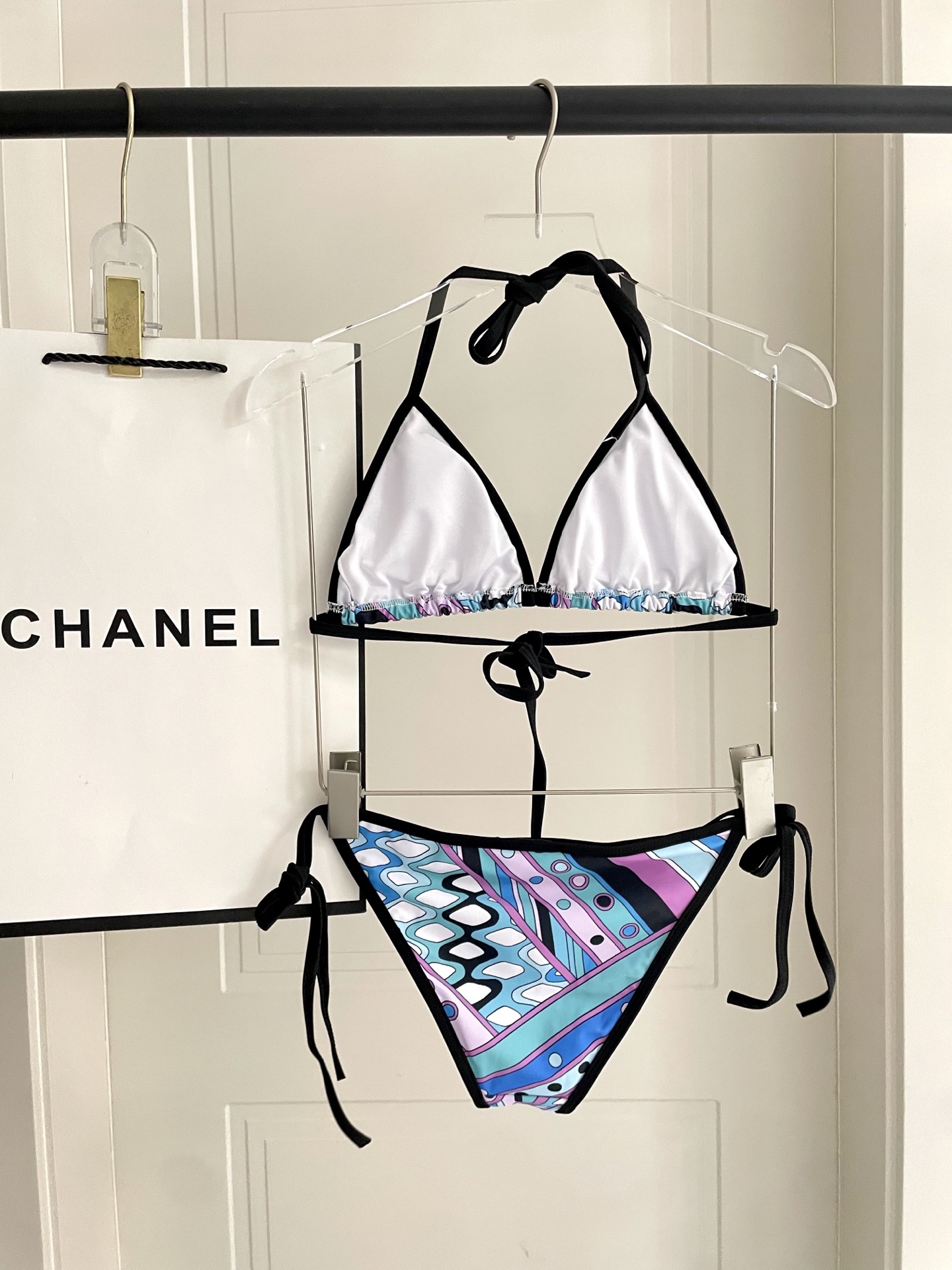  Pucci 分体比基尼😍🥰适合多种场景的游泳衣🏊‍♀️海边 游泳池 温泉 水上乐园 漂流都可以😌内搭也