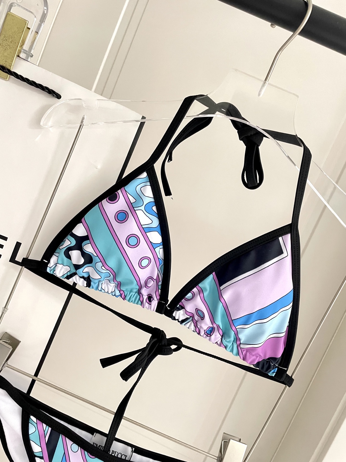  Pucci 分体比基尼😍🥰适合多种场景的游泳衣🏊‍♀️海边 游泳池 温泉 水上乐园 漂流都可以😌内搭也
