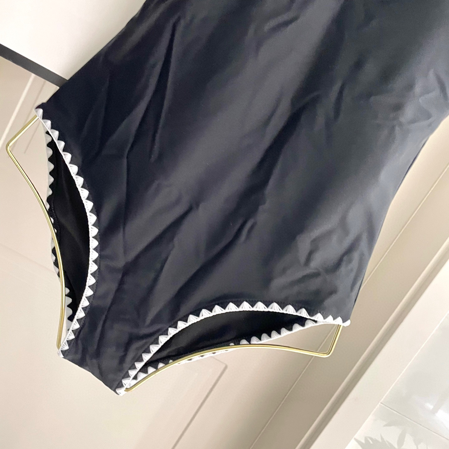  Chanel新款连体泳衣😍🥰适合多种场景的游泳衣🏊‍♀️海边 游泳池 温泉 水上乐园 漂流都可以😌内搭