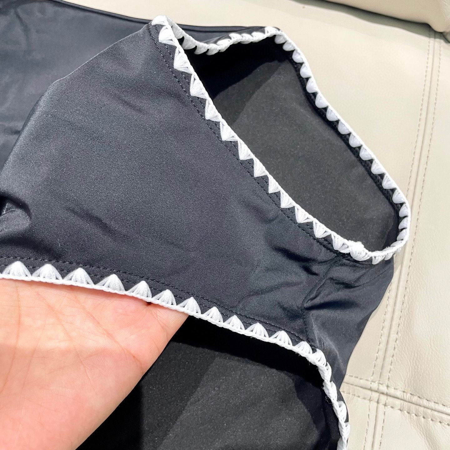  Chanel新款连体泳衣😍🥰适合多种场景的游泳衣🏊‍♀️海边 游泳池 温泉 水上乐园 漂流都可以😌内搭