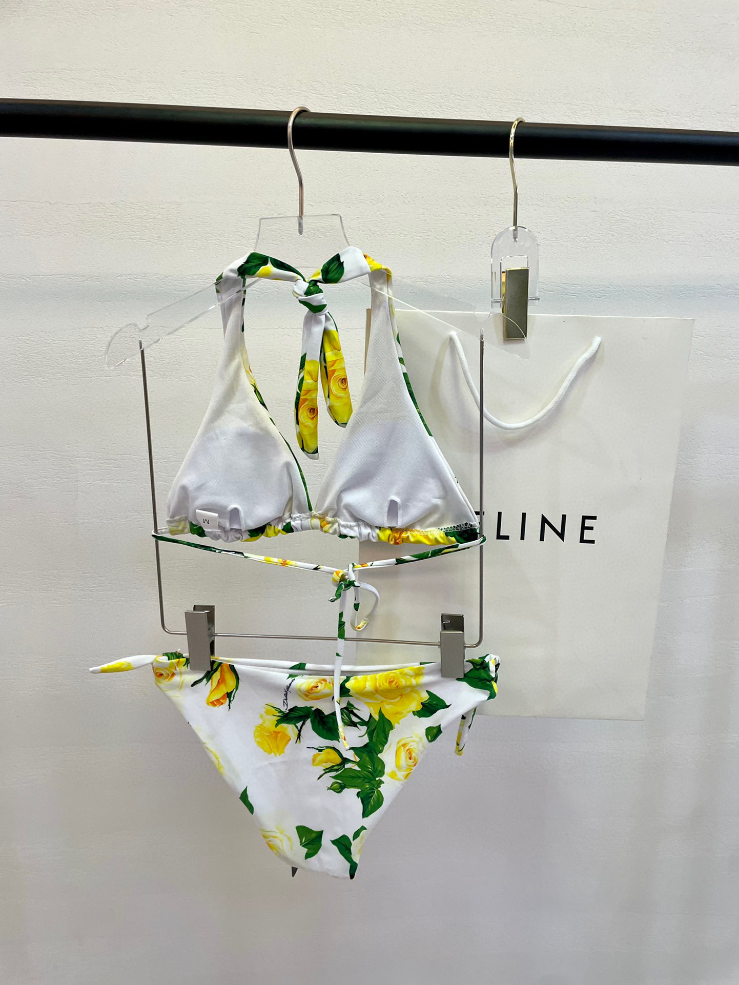  DG新款亮色连体泳衣 适合多种场景的游泳衣🏊‍♀️海边 游泳池 温泉 水上乐园 漂流都可以😌内搭也完全