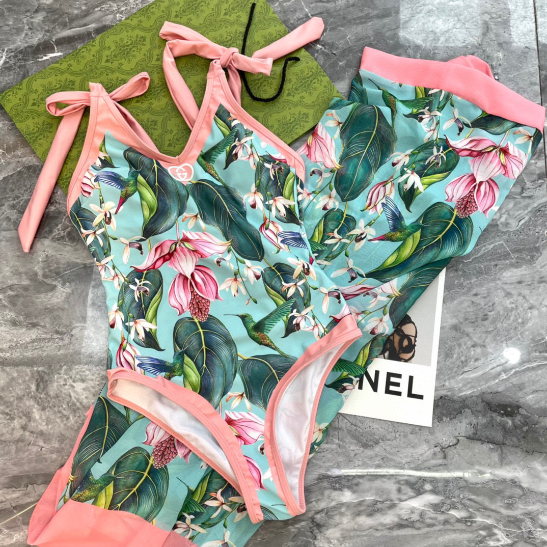  Gucci新款泳衣2件套 😍🥰适合多种场景的游泳衣🏊‍♀️海边 游泳池 温泉 水上乐园 漂流都可以😌内