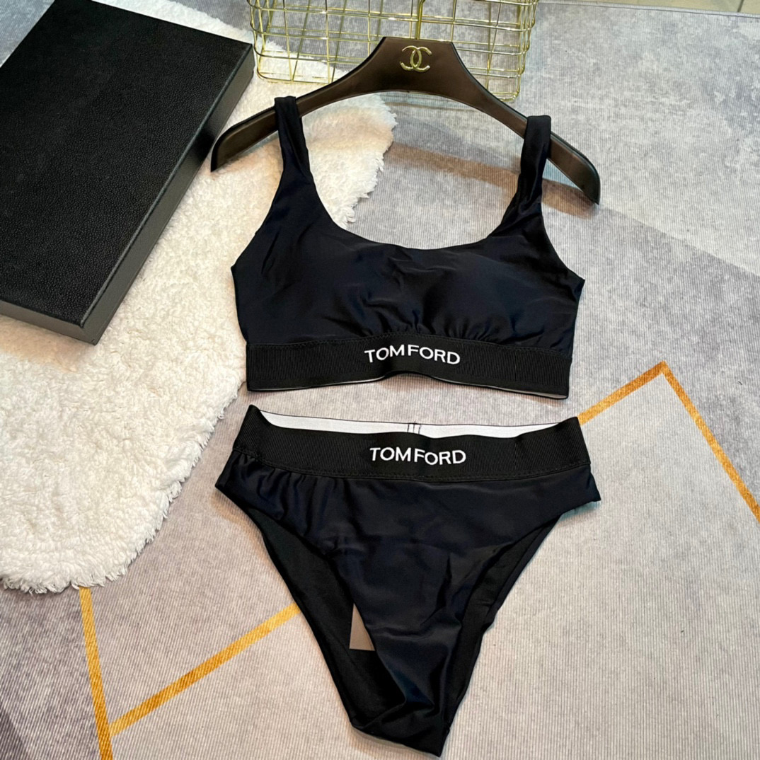  TOM FORD字母分体式泳衣 实物美翻了 小吊带设计➕短裤  码数：S M L Xl