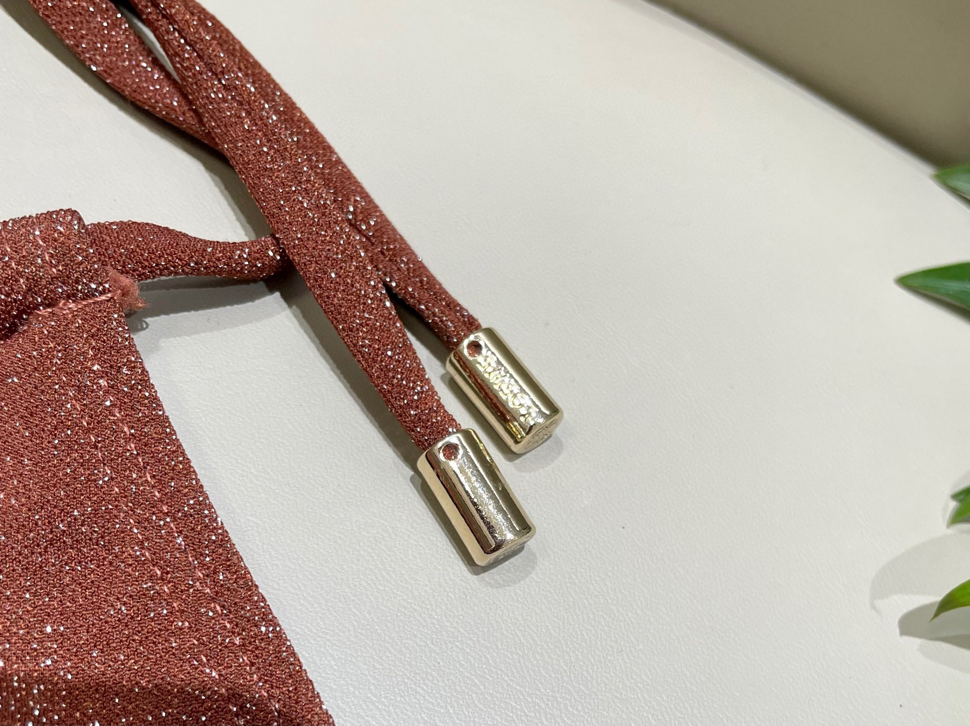 Loewe新款分体对版五金😍🥰适合多种场景的游泳衣🏊‍♀️海边 游泳池 温泉 水上乐园 漂流都可以😌内