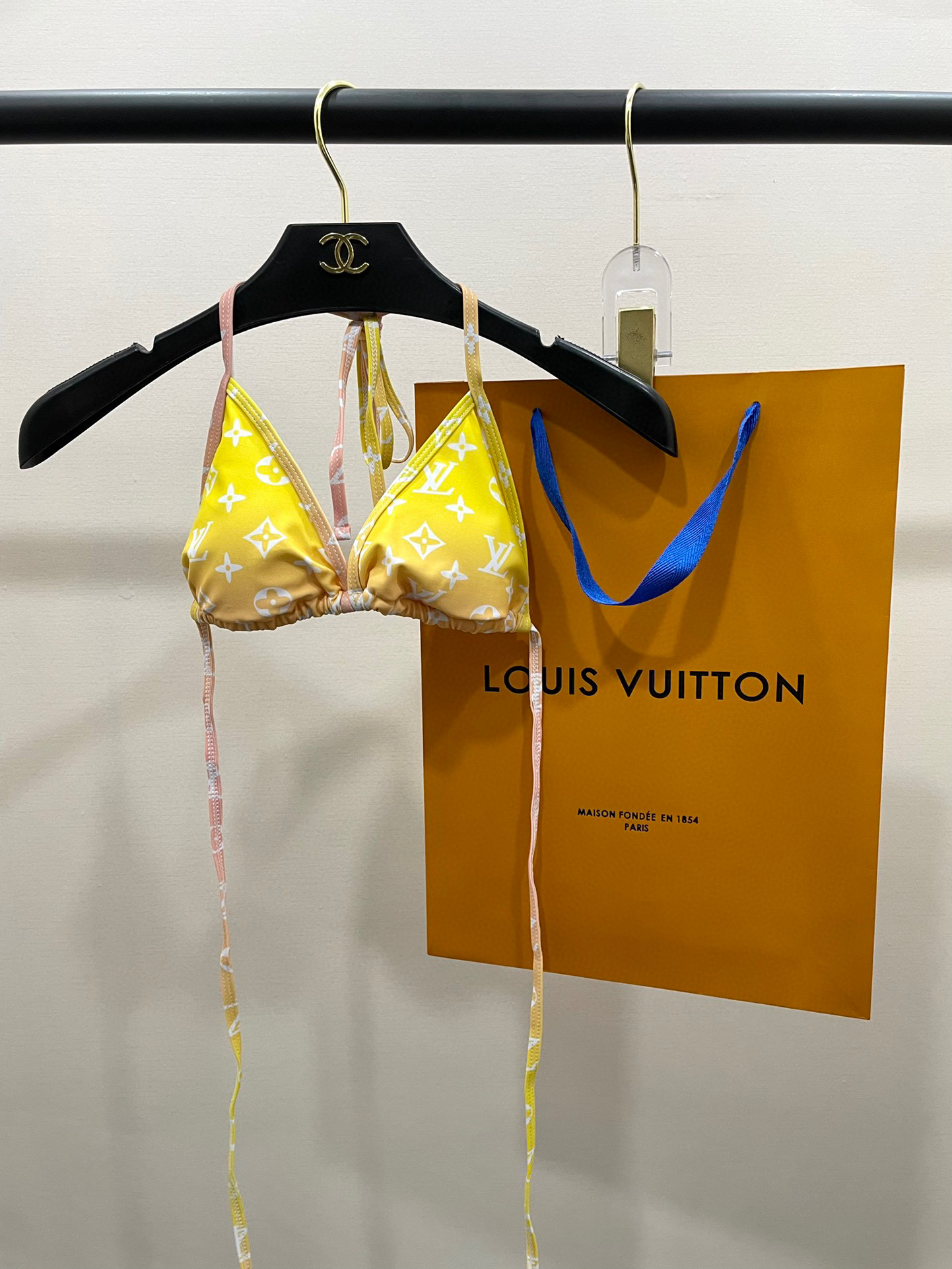  Lv比基尼👙➕纱裙😍🥰适合多种场景的游泳衣🏊‍♀️海边 游泳池 温泉 水上乐园 漂流都可以😌内搭也完全