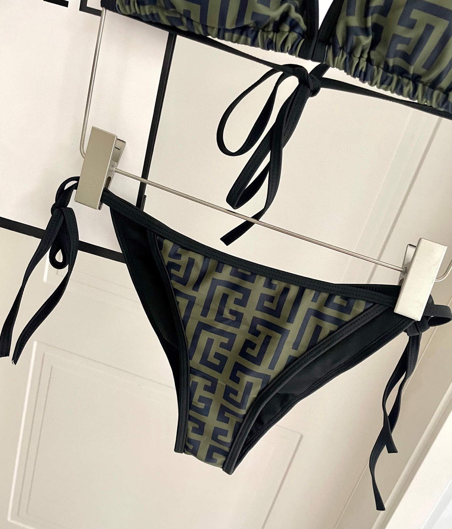  巴尔曼新款分体式泳衣👙❤️😍🥰适合多种场景的游泳衣🏊‍♀️海边 游泳池 温泉 水上乐园 漂流都可以😌内