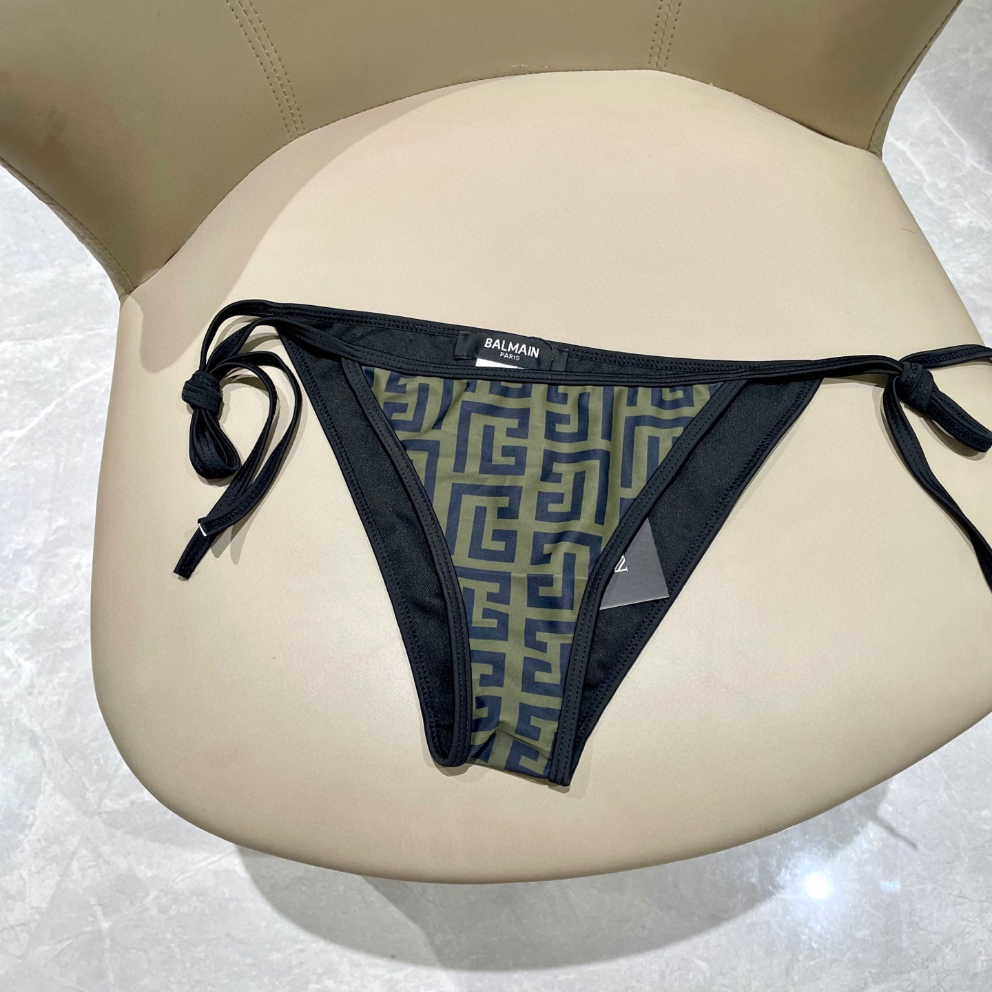  巴尔曼新款分体式泳衣👙❤️😍🥰适合多种场景的游泳衣🏊‍♀️海边 游泳池 温泉 水上乐园 漂流都可以😌内