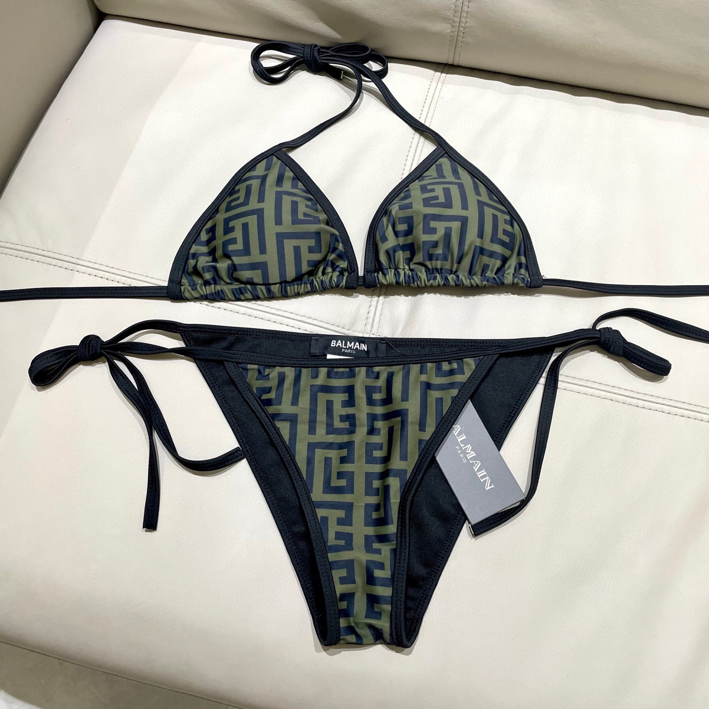  巴尔曼新款分体式泳衣👙❤️😍🥰适合多种场景的游泳衣🏊‍♀️海边 游泳池 温泉 水上乐园 漂流都可以😌内