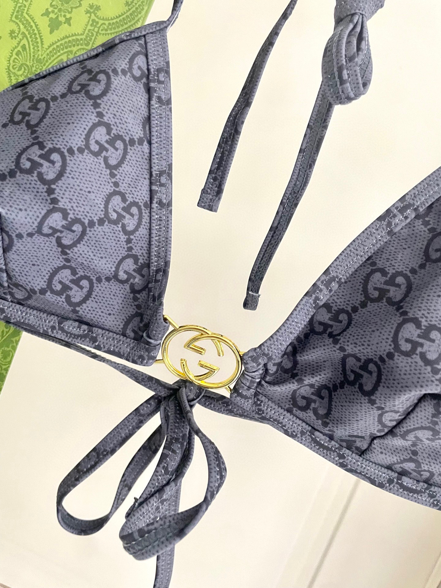  Gucci新款比基尼 适合多种场景的游泳衣🏊‍♀️海边 游泳池 温泉 水上乐园 漂流都可以😌内搭也完全