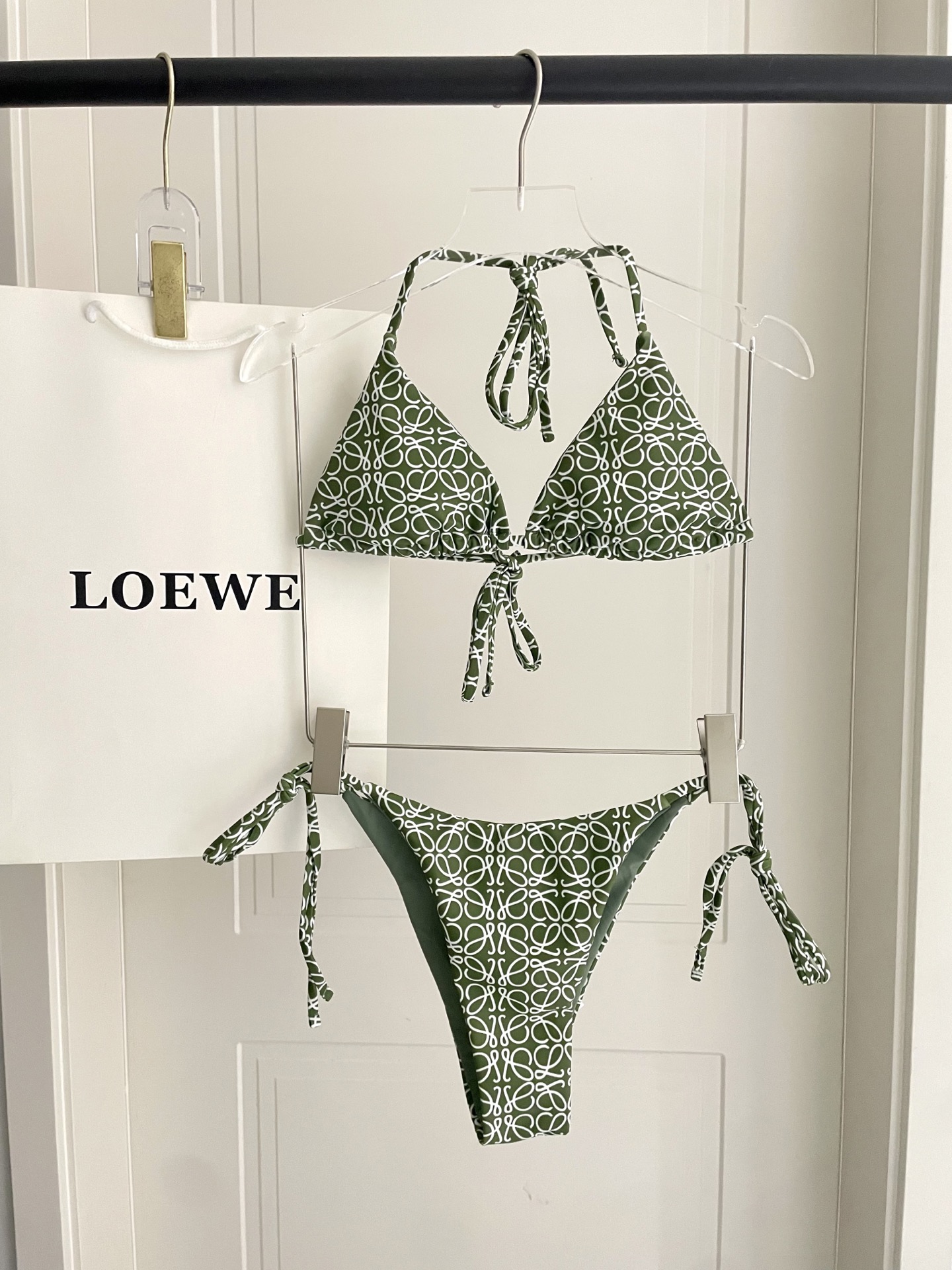  Lowe新款比基尼 适合多种场景的游泳衣🏊‍♀️海边 游泳池 温泉 水上乐园 漂流都可以😌内搭也完全可