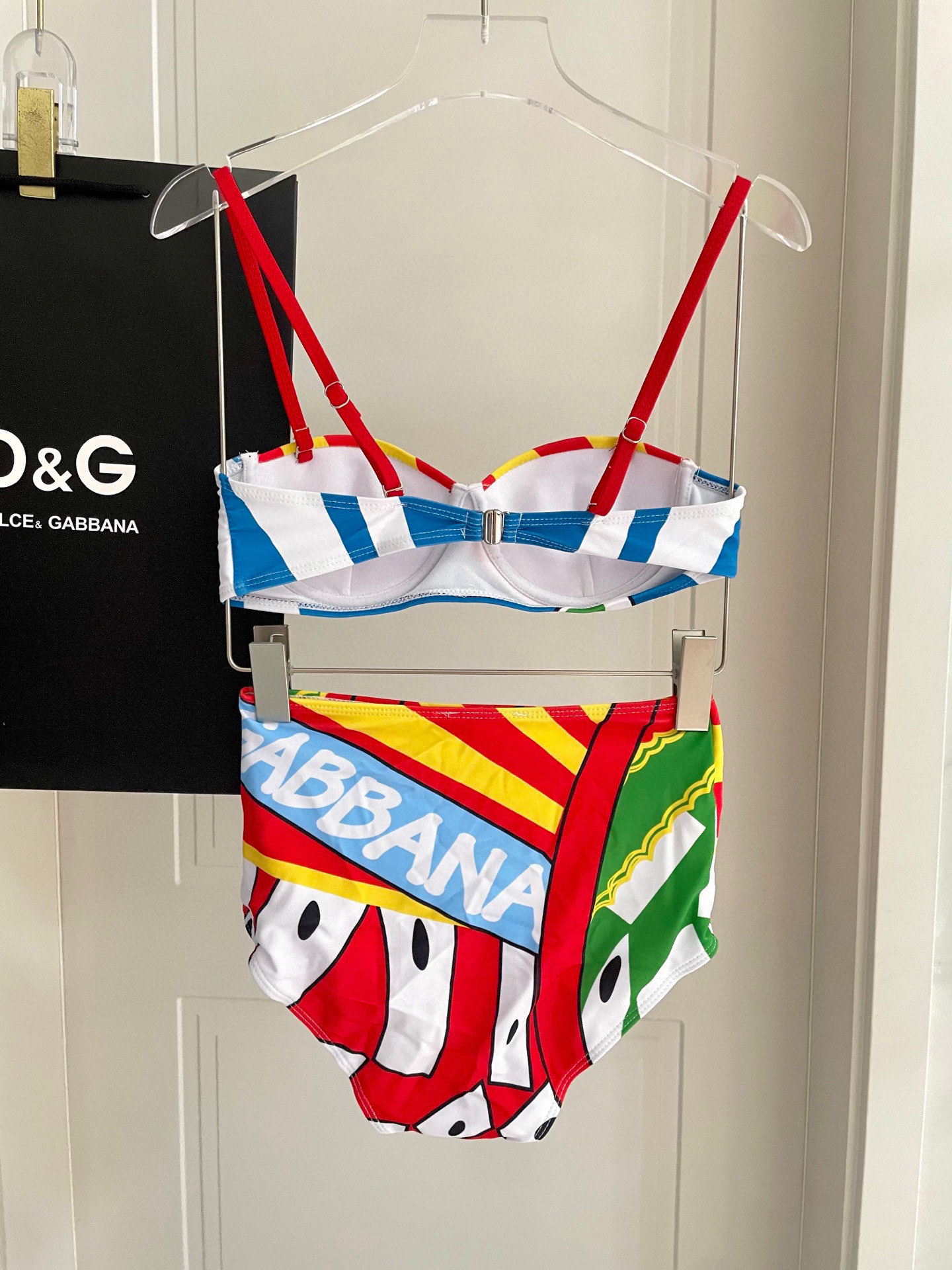  DG分体钢托聚拢泳衣 😍🥰适合多种场景的游泳衣🏊‍♀️海边 游泳池 温泉 水上乐园 漂流都可以😌内搭也