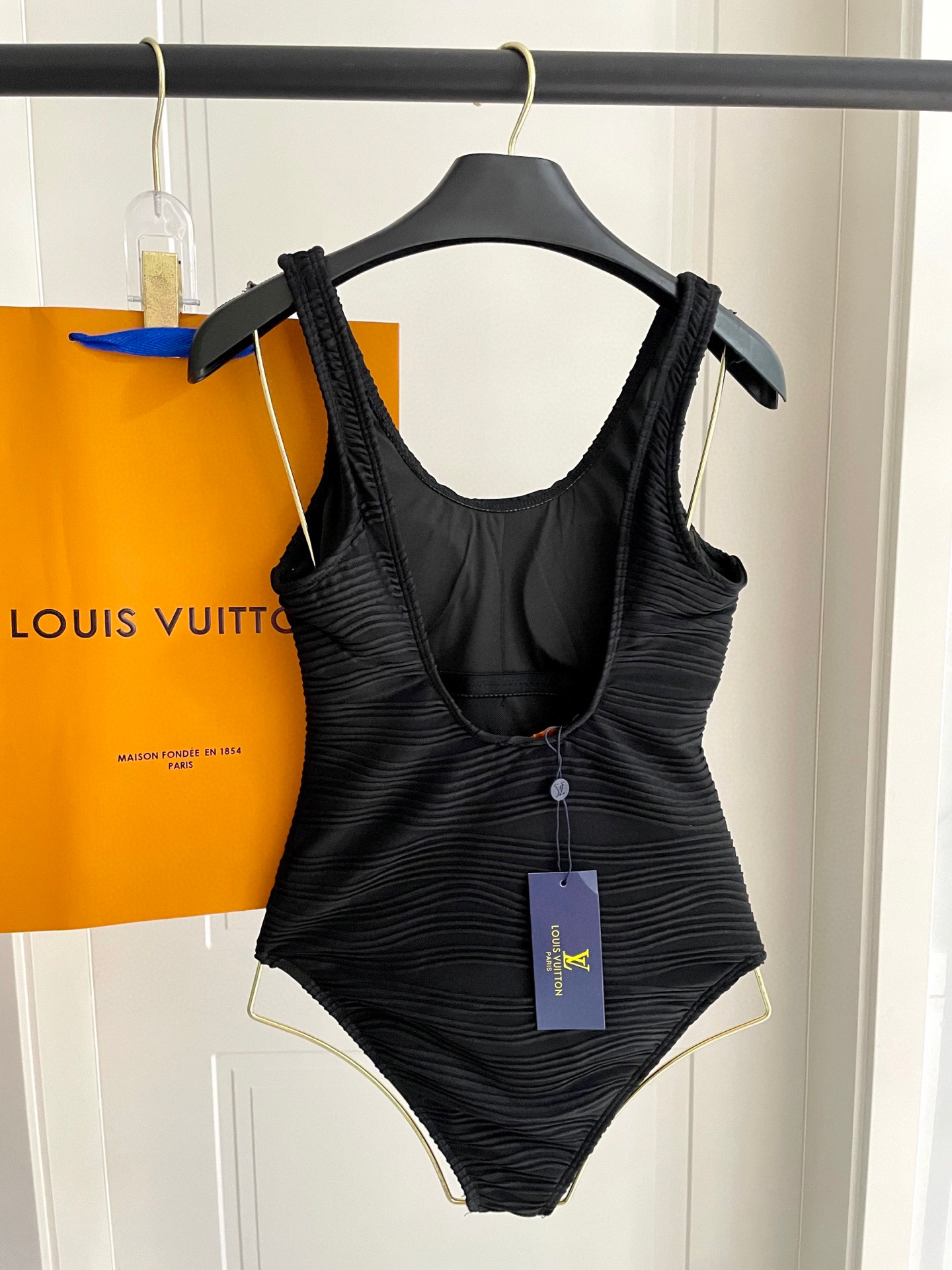  Lv😍🥰适合多种场景的游泳衣🏊‍♀️海边 游泳池 温泉 水上乐园 漂流都可以😌内搭也完全可以 连体设计