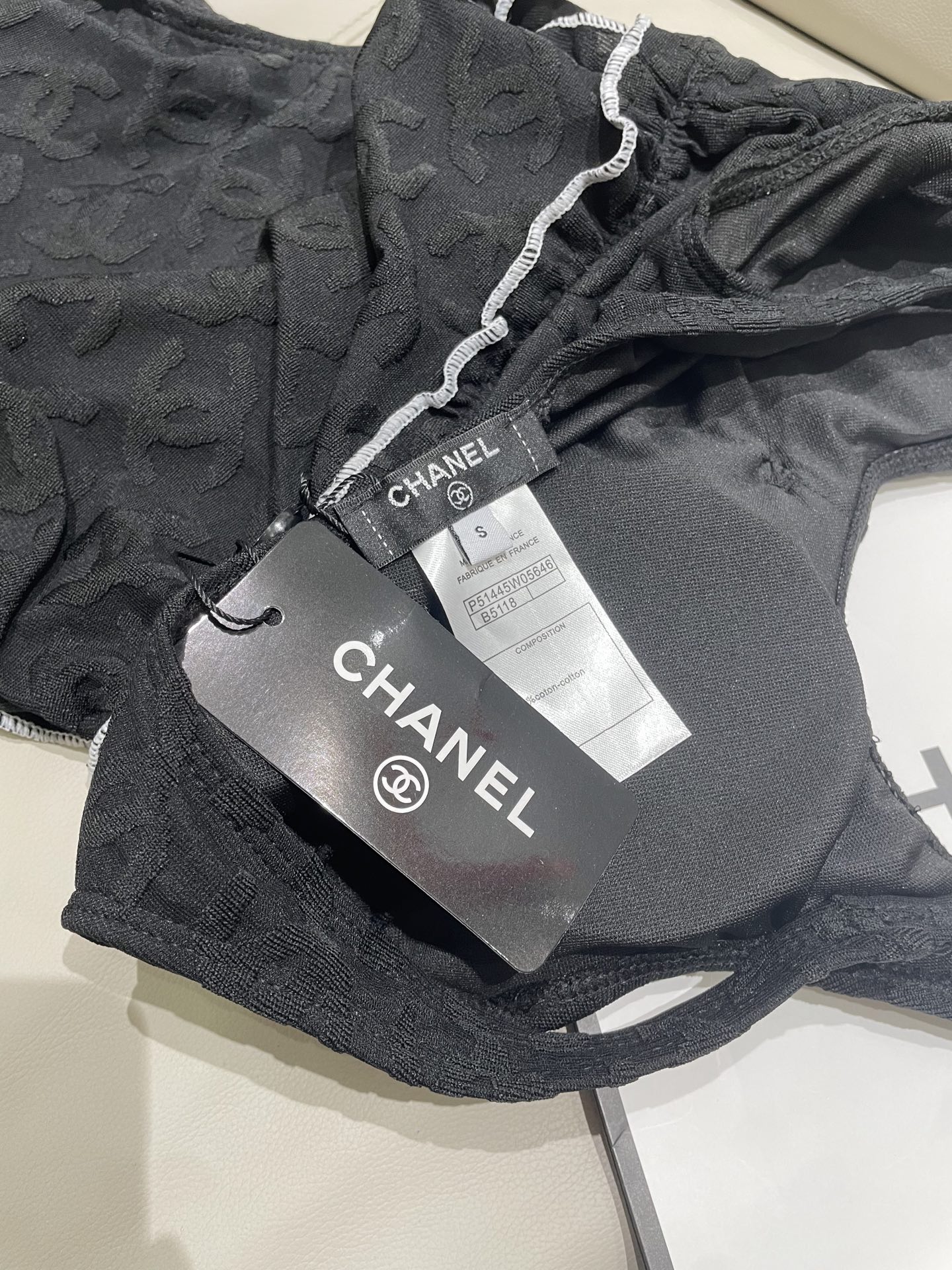  Chanel新款提花连体体式泳衣👙❤️😍🥰适合多种场景的游泳衣🏊‍♀️海边 游泳池 温泉 水上乐园 漂