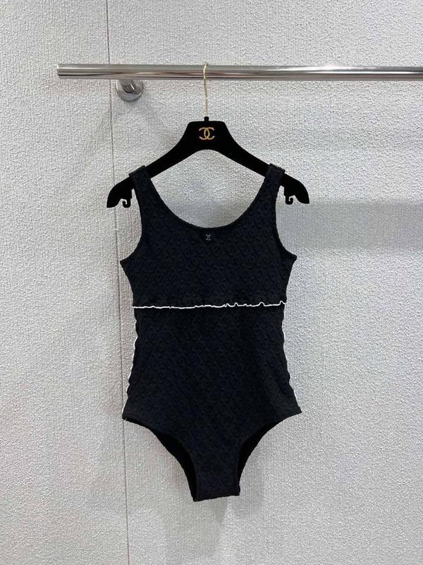  Chanel新款提花连体体式泳衣👙❤️😍🥰适合多种场景的游泳衣🏊‍♀️海边 游泳池 温泉 水上乐园 漂