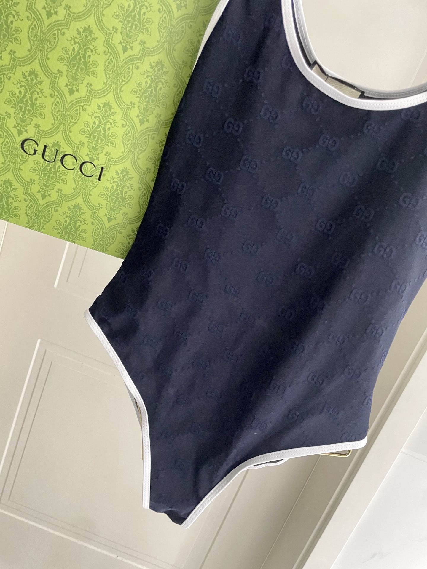  Gucci新款提花连体体式泳衣👙❤️😍🥰适合多种场景的游泳衣🏊‍♀️海边 游泳池 温泉 水上乐园 漂流