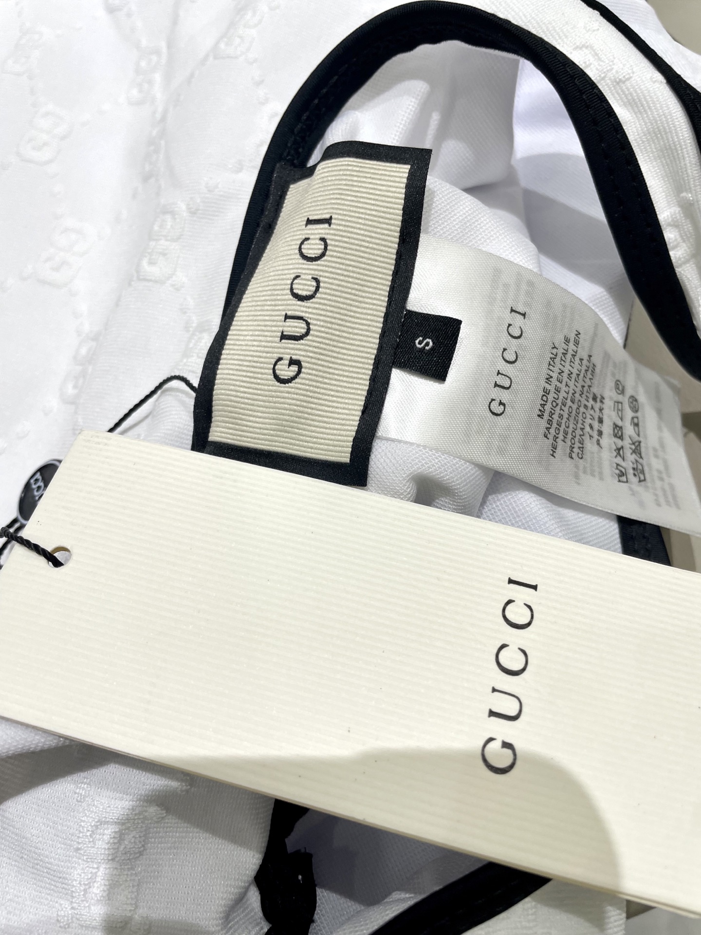  Gucci新款提花连体体式泳衣👙❤️😍🥰适合多种场景的游泳衣🏊‍♀️海边 游泳池 温泉 水上乐园 漂流