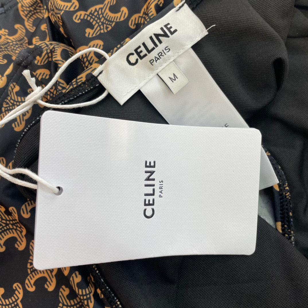  Celien新款分体对版五金😍🥰适合多种场景的游泳衣🏊‍♀️海边 游泳池 温泉 水上乐园 漂流都可以😌