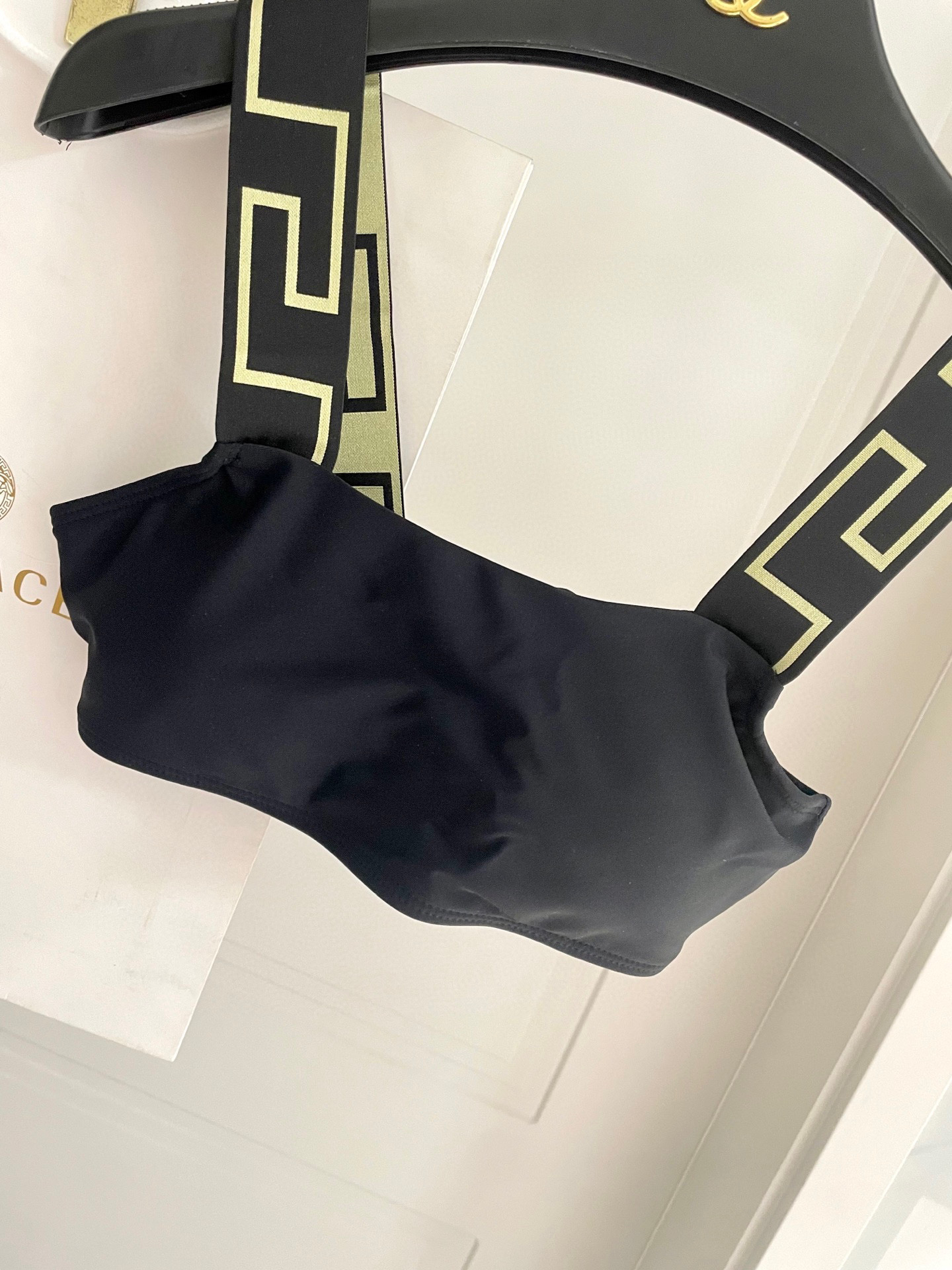  范思哲分体😍🥰适合多种场景的游泳衣🏊‍♀️海边 游泳池 温泉 水上乐园 漂流都可以😌内搭也完全可以 连
