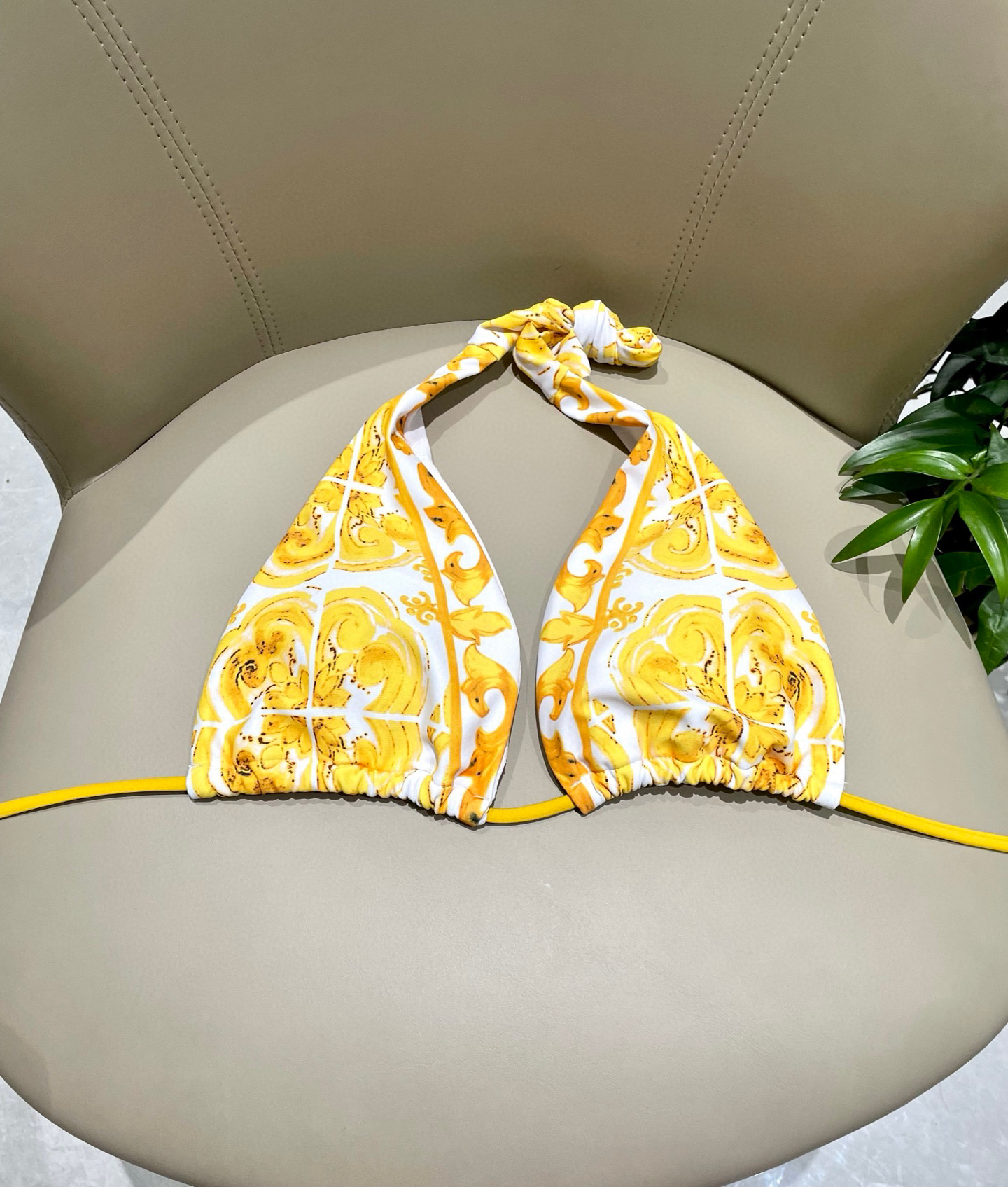  DG专柜新款分体泳衣😍🥰适合多种场景的游泳衣🏊‍♀️海边 游泳池 温泉 水上乐园 漂流都可以😌内搭也完