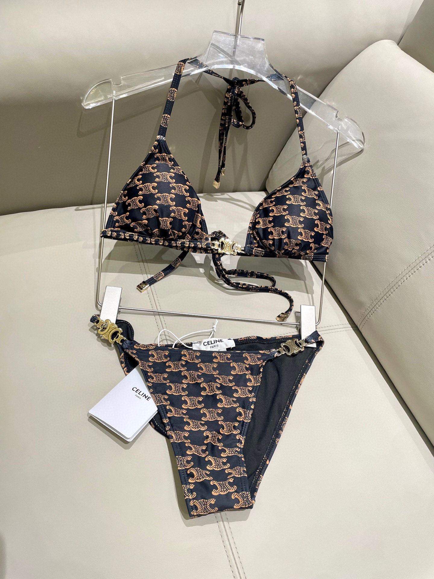  Celine专柜新款气质款 老花系列比基尼 气质高雅 😍🥰适合多种场景的游泳衣🏊‍♀️海边 游泳池 温