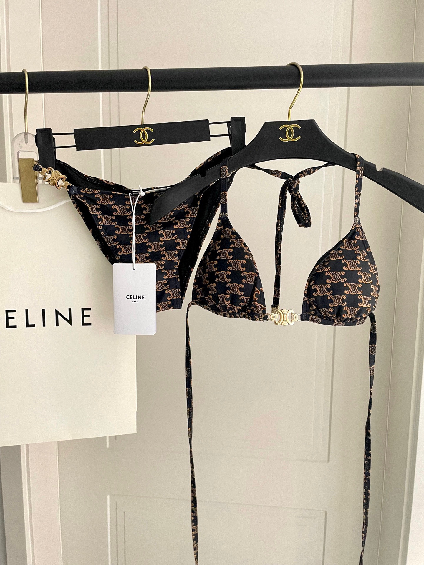  Celine专柜新款气质款 老花系列比基尼 气质高雅 😍🥰适合多种场景的游泳衣🏊‍♀️海边 游泳池 温
