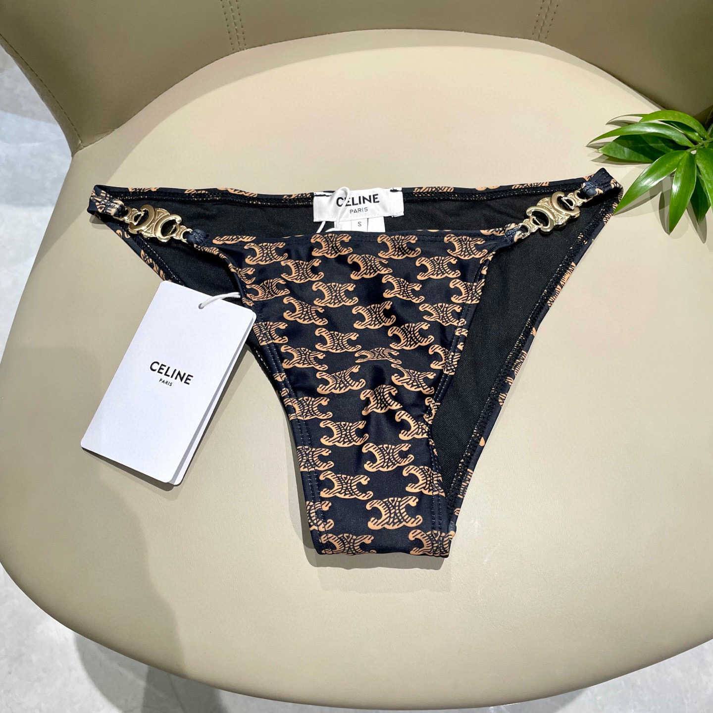  Celine专柜新款气质款 老花系列比基尼 气质高雅 😍🥰适合多种场景的游泳衣🏊‍♀️海边 游泳池 温