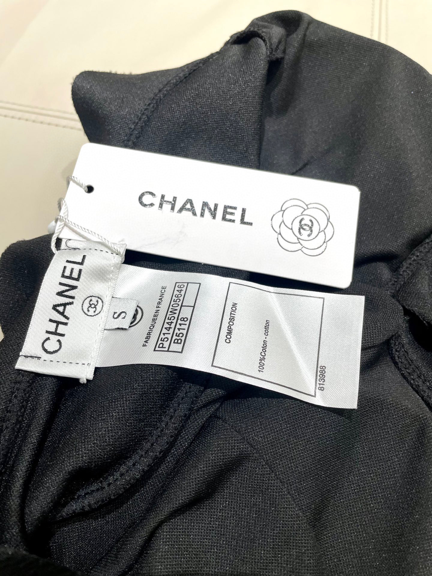  Chanel专柜新款气质款  泳衣➕裙 气质高雅 😍🥰适合多种场景的游泳衣🏊‍♀️海边 游泳池 温泉 
