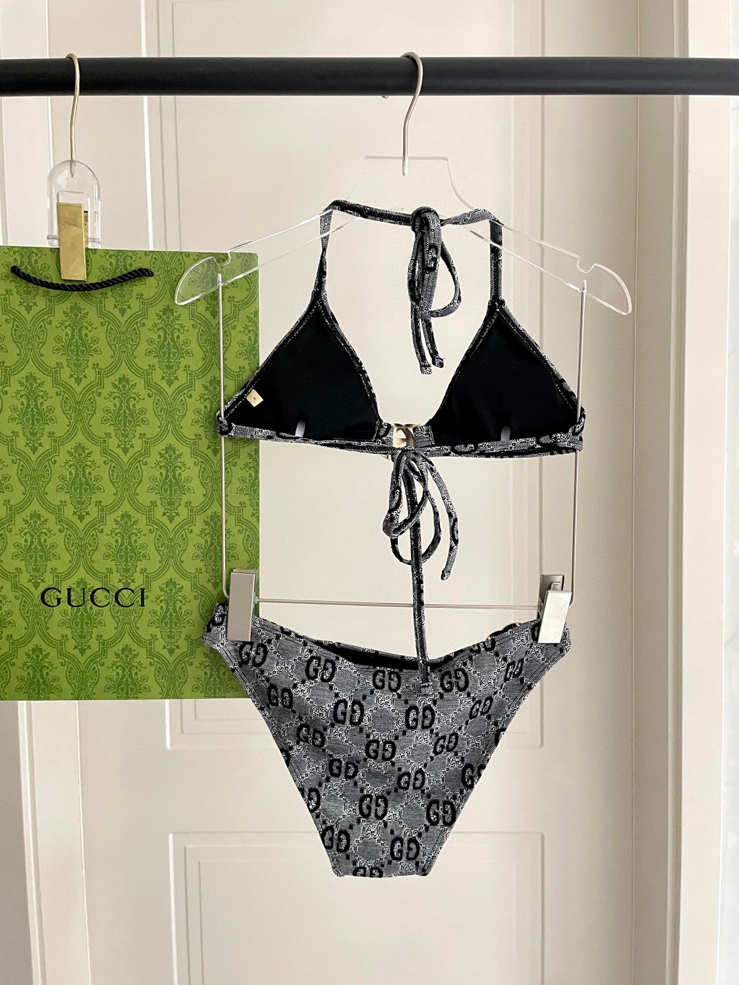  Gucci新款提花连体体式泳衣👙❤️😍🥰适合多种场景的游泳衣🏊‍♀️海边 游泳池 温泉 水上乐园 漂流