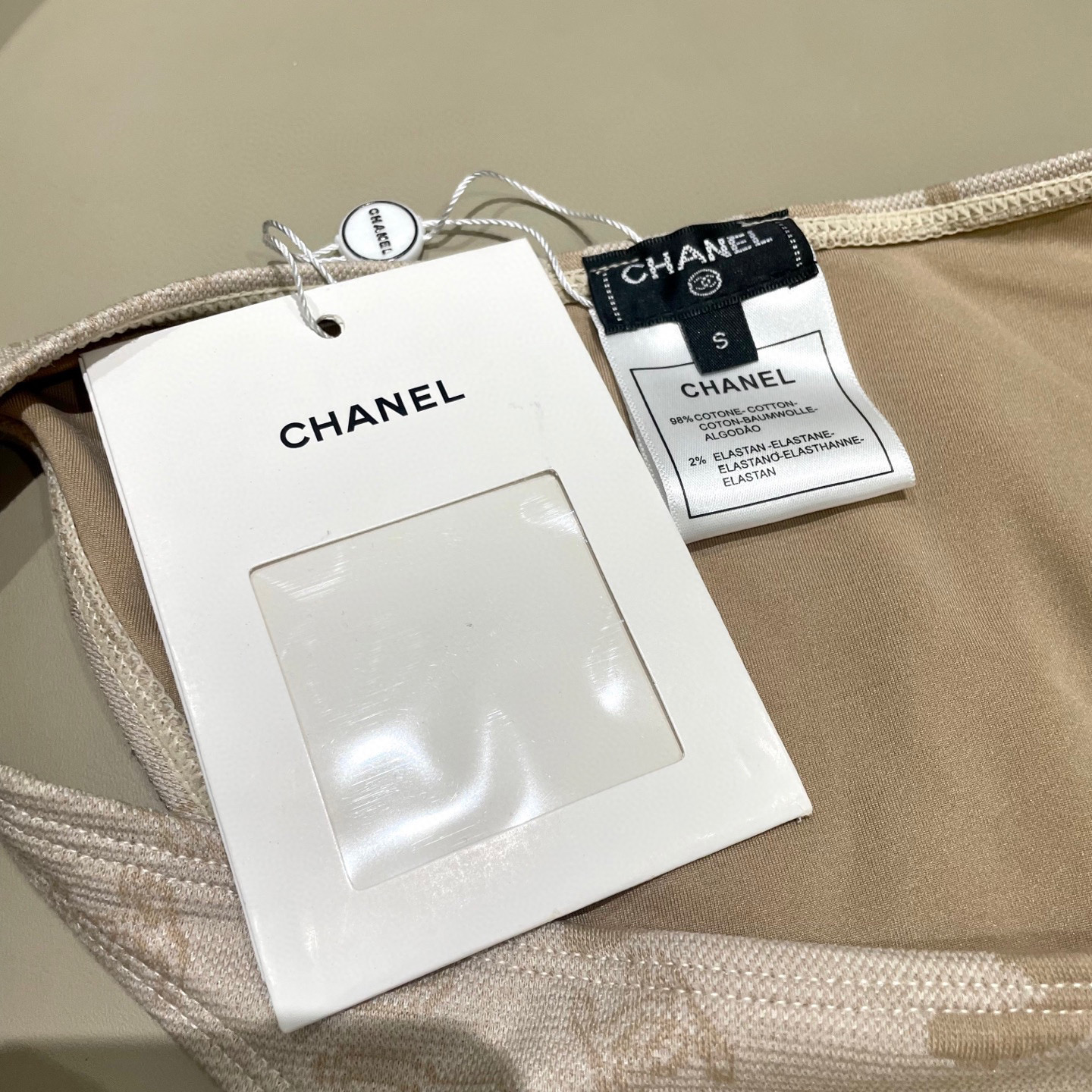  Chanel新款提花分体式泳衣👙❤️😍🥰适合多种场景的游泳衣🏊‍♀️海边 游泳池 温泉 水上乐园 漂流