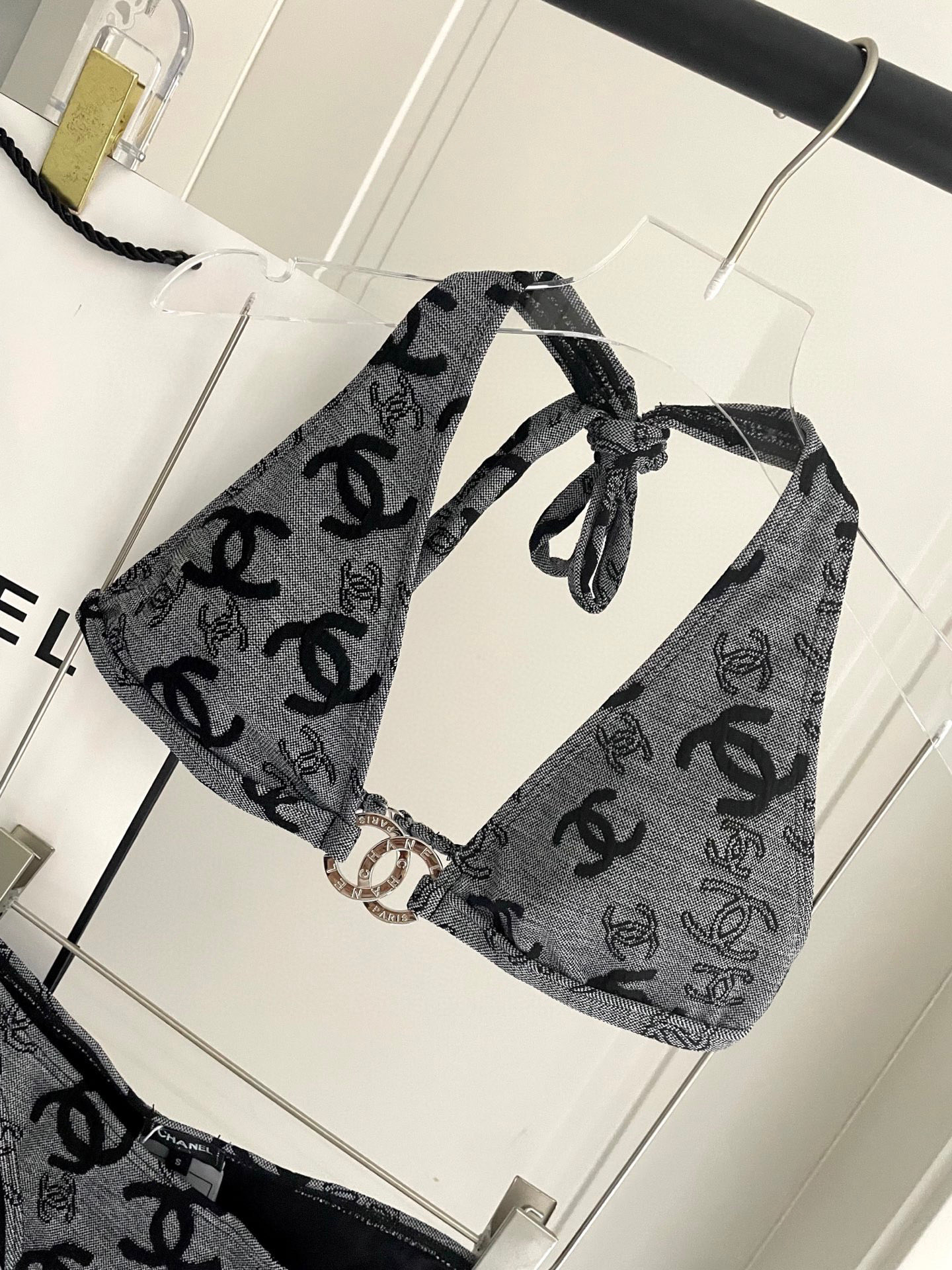  Chanel新款提花分体式泳衣👙❤️😍🥰适合多种场景的游泳衣🏊‍♀️海边 游泳池 温泉 水上乐园 漂流
