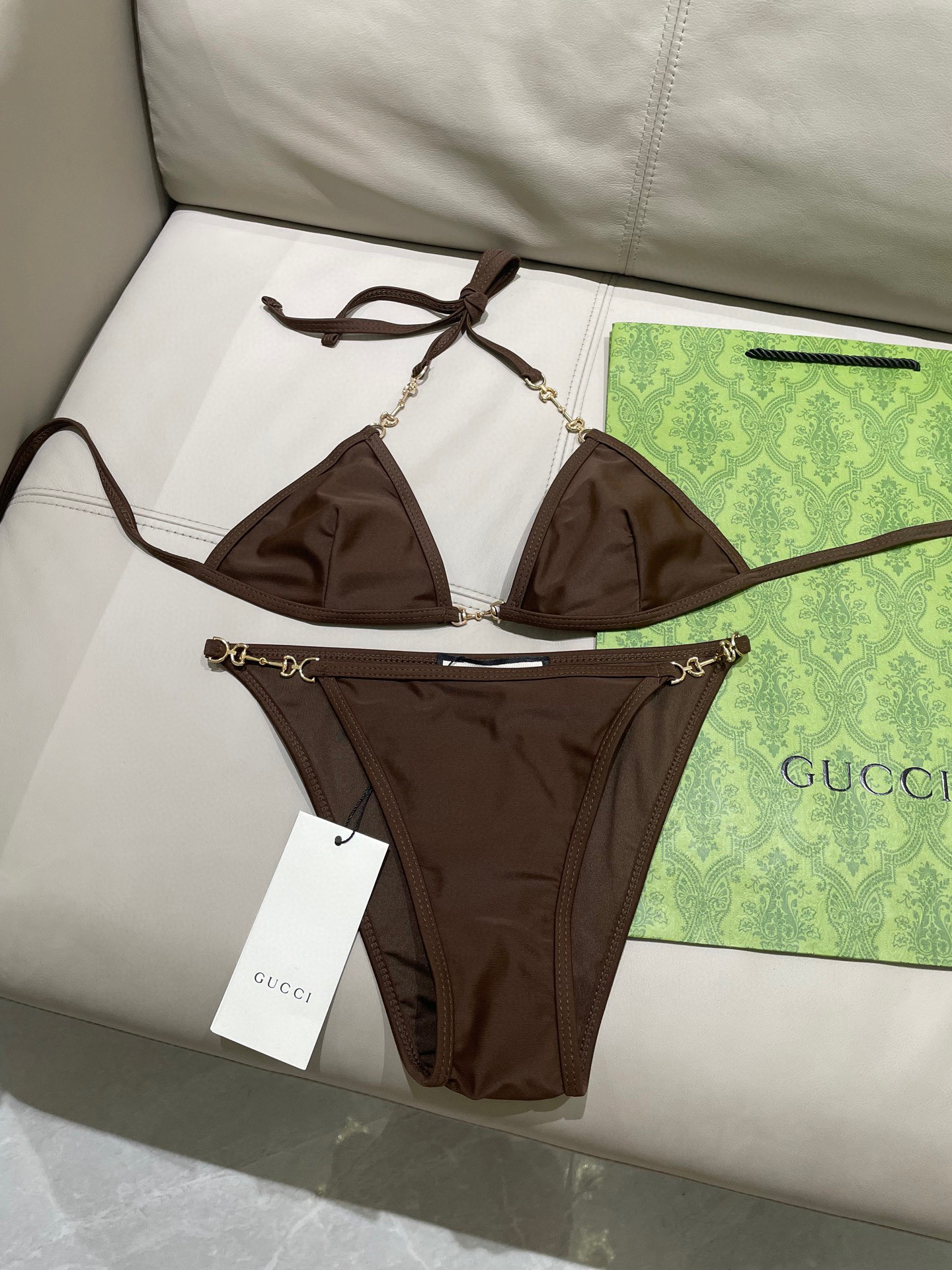  Gucci新款比基尼 😍🥰适合多种场景的游泳衣🏊‍♀️海边 游泳池 温泉 水上乐园 漂流都可以😌内搭也