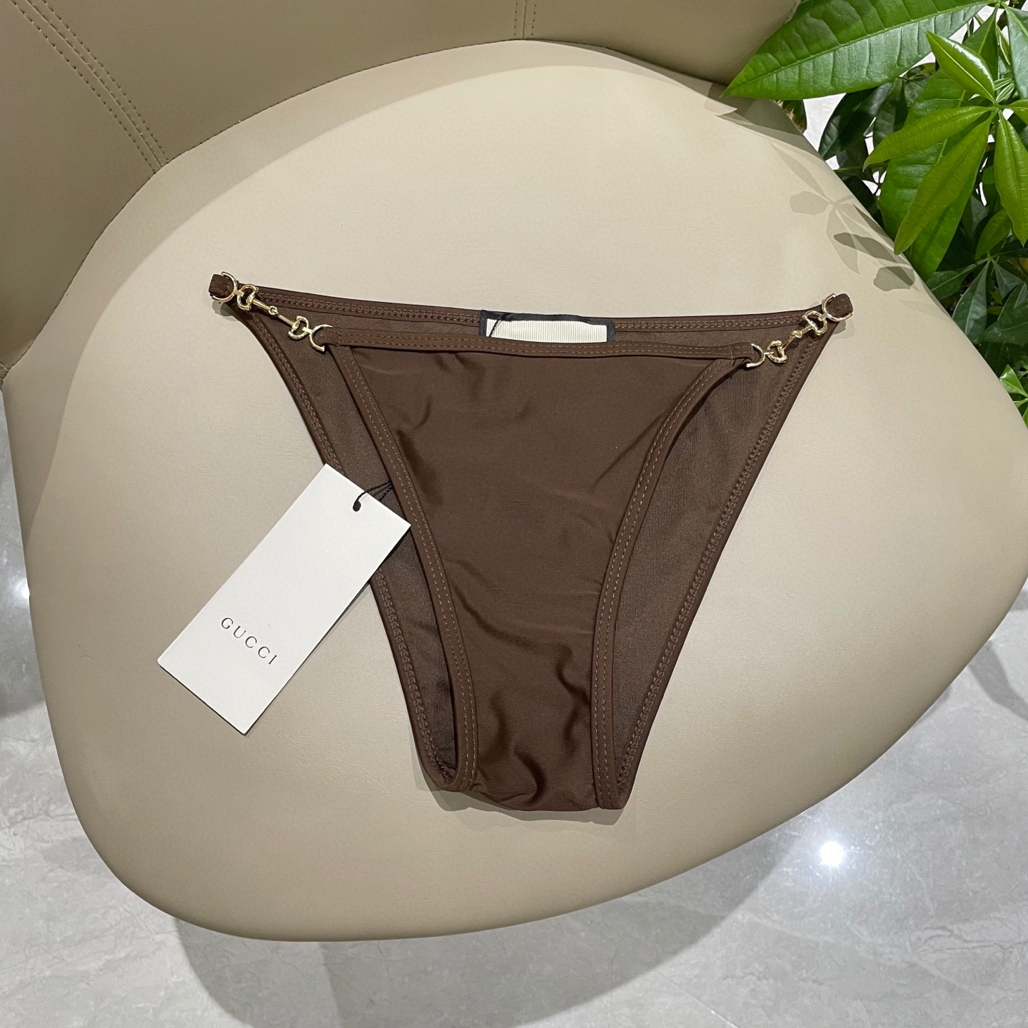  Gucci新款比基尼 😍🥰适合多种场景的游泳衣🏊‍♀️海边 游泳池 温泉 水上乐园 漂流都可以😌内搭也