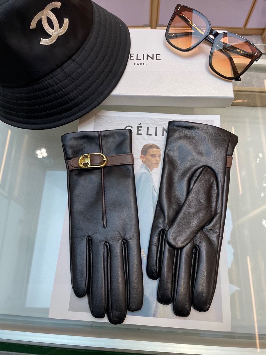  Celine瑟琳秋冬新款女士手套官网同步 👋🏻升级版进口羊皮 配色系列彰显成熟魅力 进口羊皮  皮质超