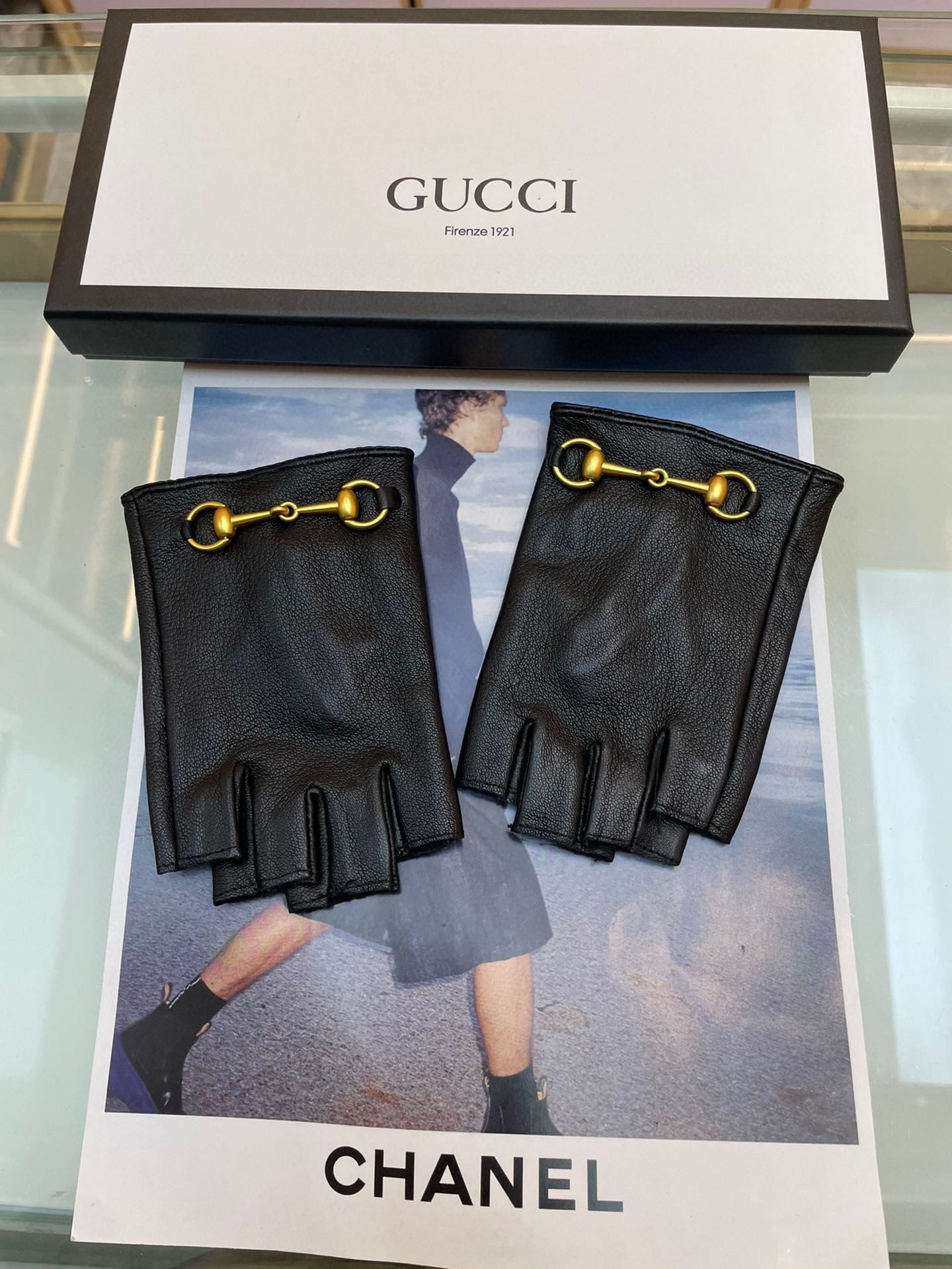  Gucci 欧洲新款🇫🇷【顶级原单】女士高档半指手套 💁💁💁百分百选用进口羊皮 皮质光滑细腻柔软 手感