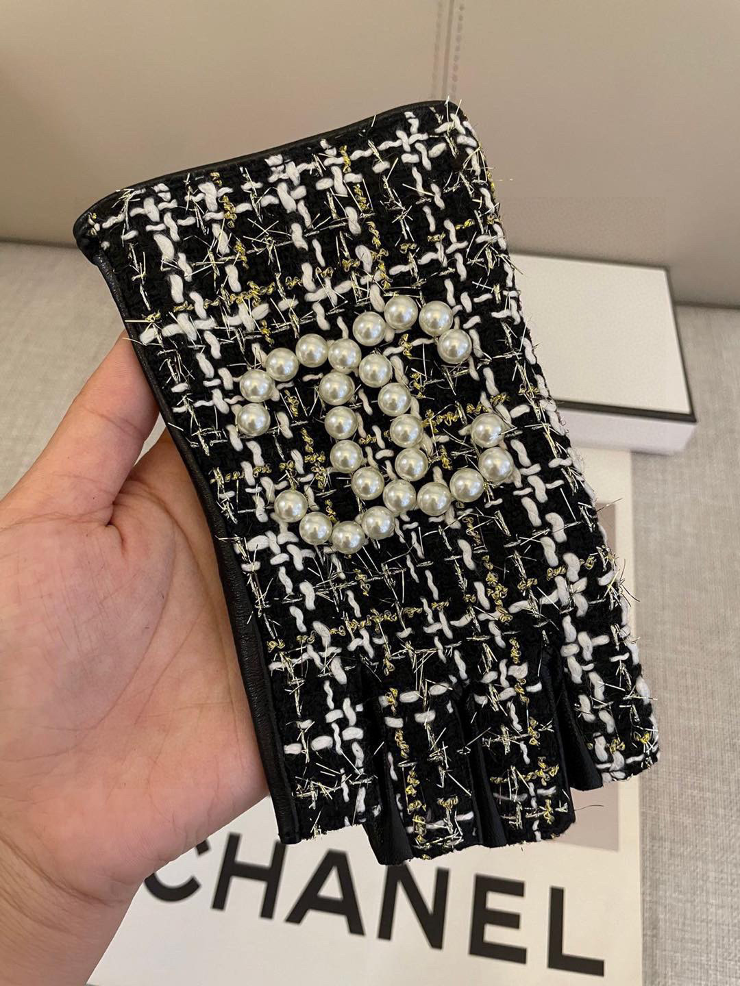  香奈儿Chanel‼️欧洲新款🇫🇷【顶级原单】女士高档半指手套 💁💁💁香奈儿御用毛呢手套 顶级做工💋任