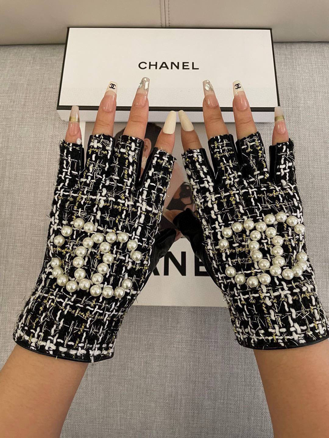  香奈儿Chanel‼️欧洲新款🇫🇷【顶级原单】女士高档半指手套 💁💁💁香奈儿御用毛呢手套 顶级做工💋任