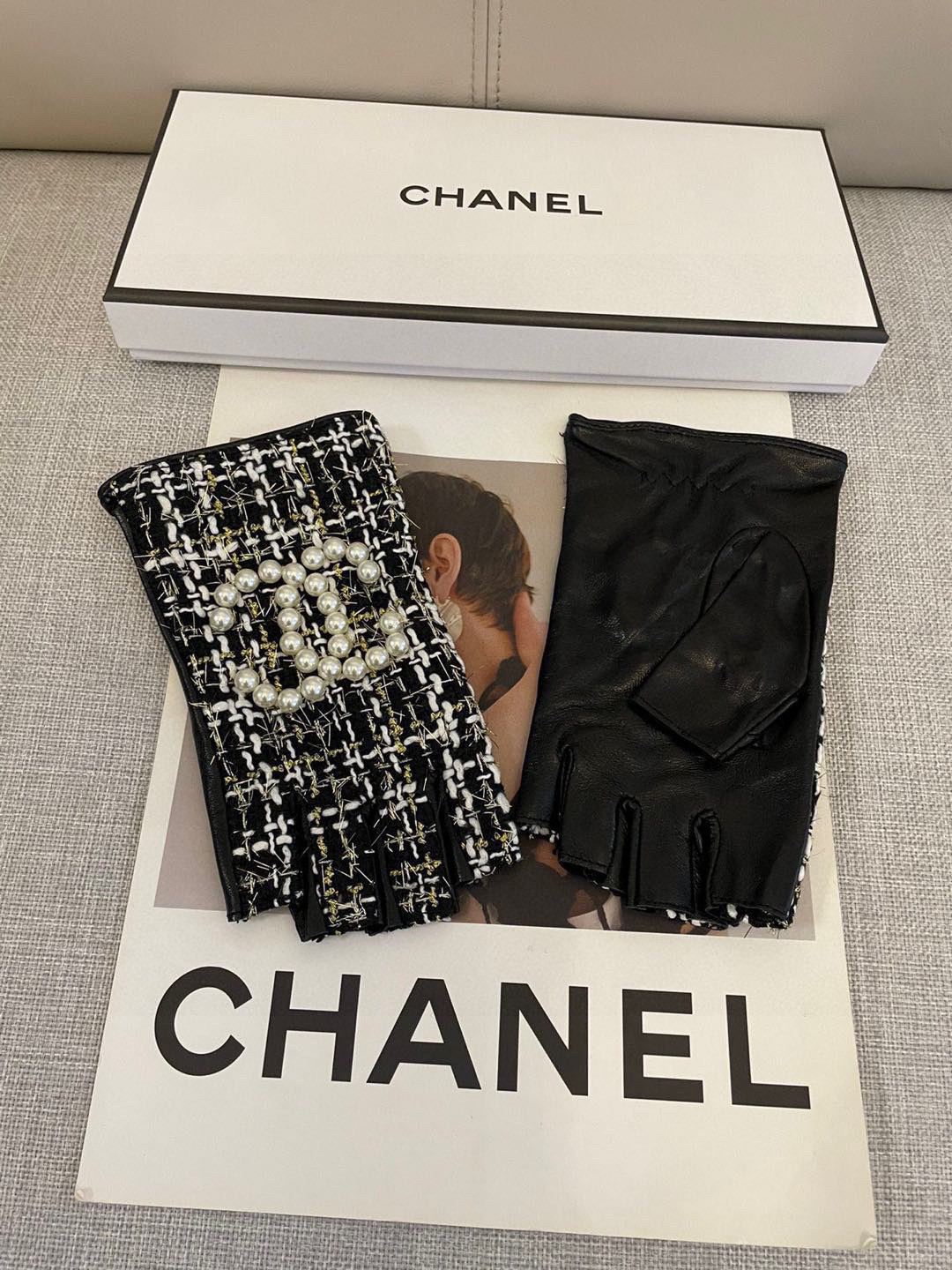 香奈儿Chanel‼️欧洲新款🇫🇷【顶级原单】女士高档半指手套 💁💁💁香奈儿御用毛呢手套 顶级做工💋任