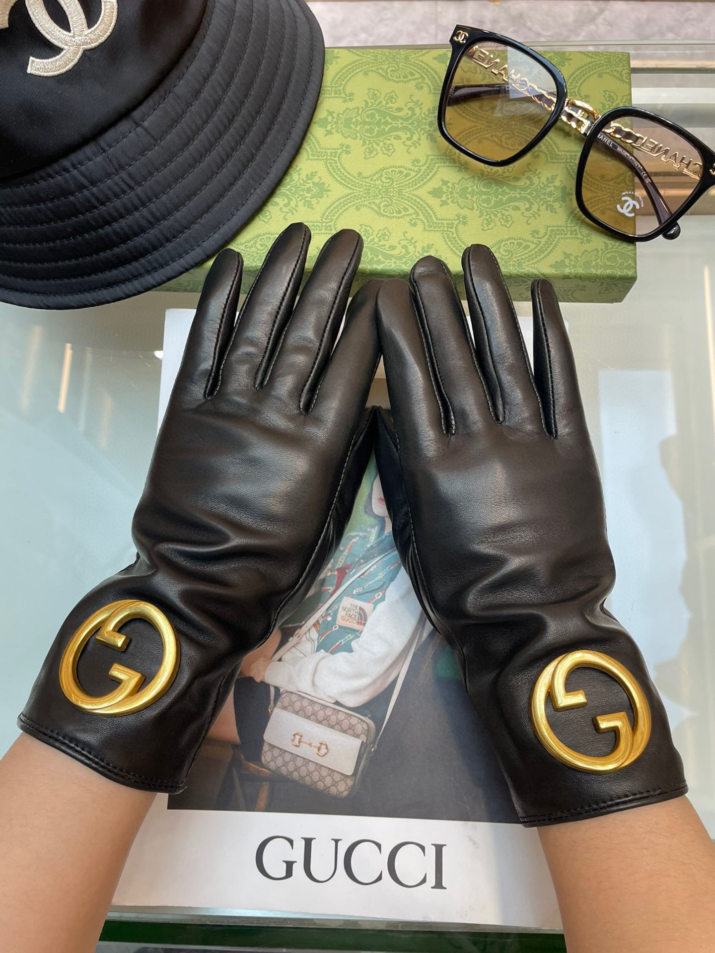  爆款到 Gucci🔥【顶级原单】官网同步女士新款高档羊皮手套🎉🔒🔒百分百选用进口小羊皮 内里羊绒 保暖
