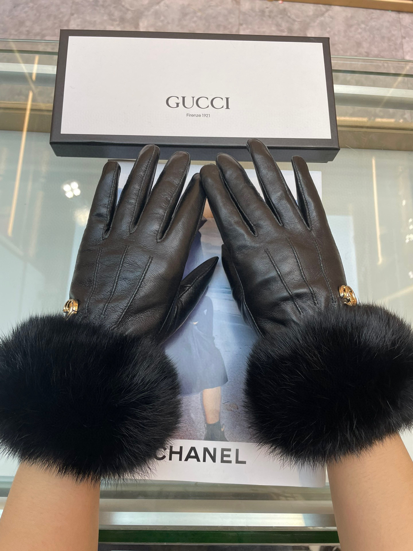   Gucci新款女士手套 一级羊皮  皮质超薄保暖舒适 柔软舒适 特显手型👏👏 质感超群 
   码数