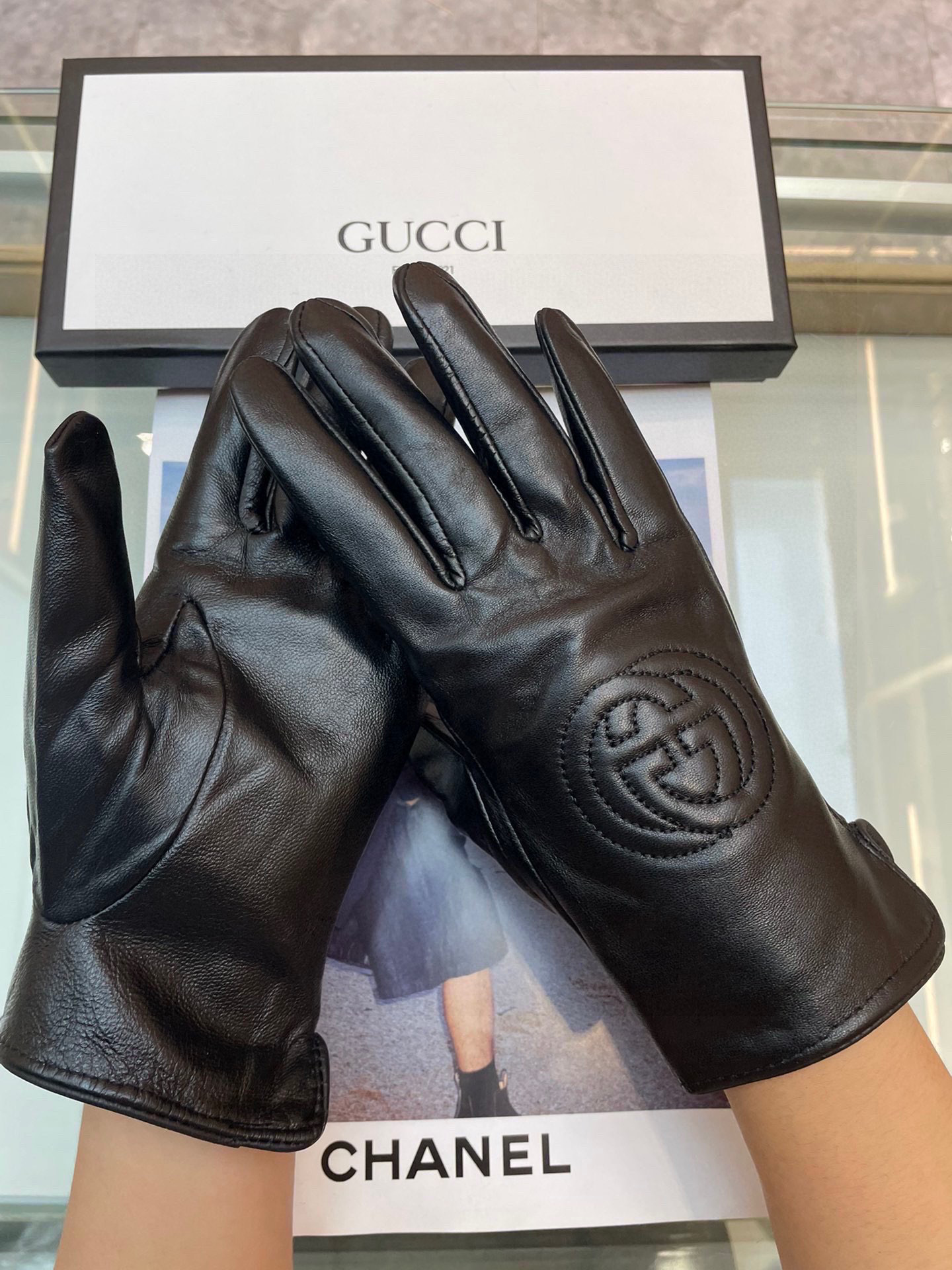 Gucci新款女士手套 一级羊皮 皮质超薄柔软舒适 特显手型👏👏 质感超群 码数 ：均码