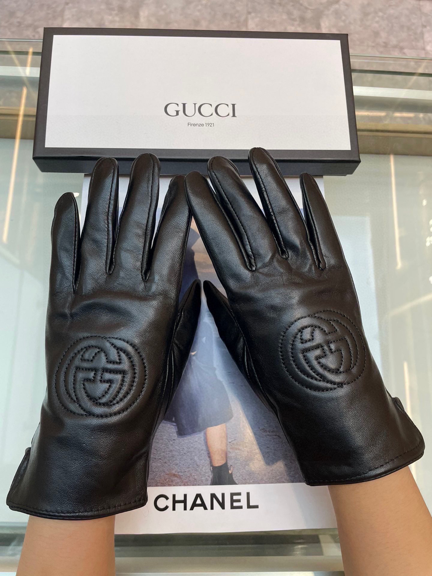 Gucci新款女士手套 一级羊皮 皮质超薄柔软舒适 特显手型👏👏 质感超群 码数 ：均码