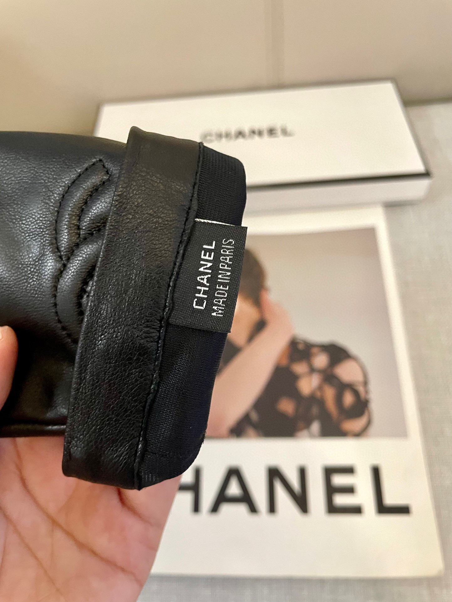 香奈儿Chanel‼️欧洲新款🇫🇷【顶级原单】女士高档半指手套 💁💁💁香奈儿御用手套 顶级做工💋任何细节