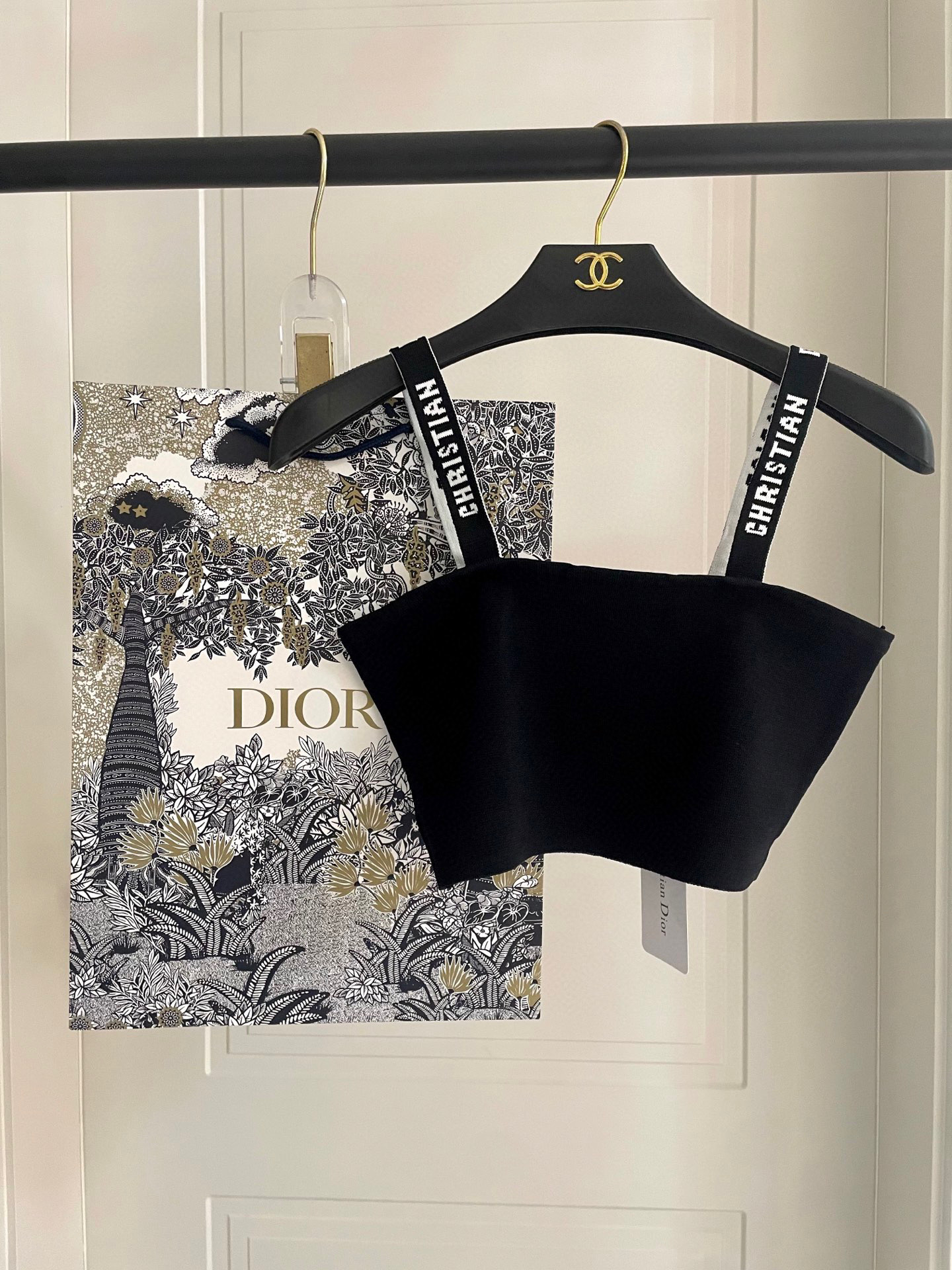 NO:377768,Dior new knitted bikini suit split swimsuit letter printed strapless underwear + flat corner leggings average size (suitable for 80-125 catties) swimsuit swimsuit bikini, swimsuit, swimming trunk, bikinis, dior, swimsuits, bikinis19860909Dior新款针织比基尼套装分体泳衣 字母印花抹胸内衣+平角打底裤 码数均码（适合80-125斤）泳衣泳裤比基尼,泳衣，泳裤，比基尼,dior,swimsuits,bikinis,accessory