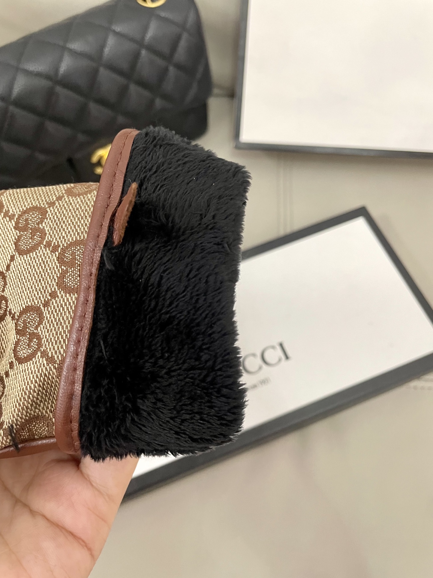 Gucci新款女士手套 一级羊皮 皮质超薄柔软舒适 特显手型👏👏 质感超群 码数 ：均码