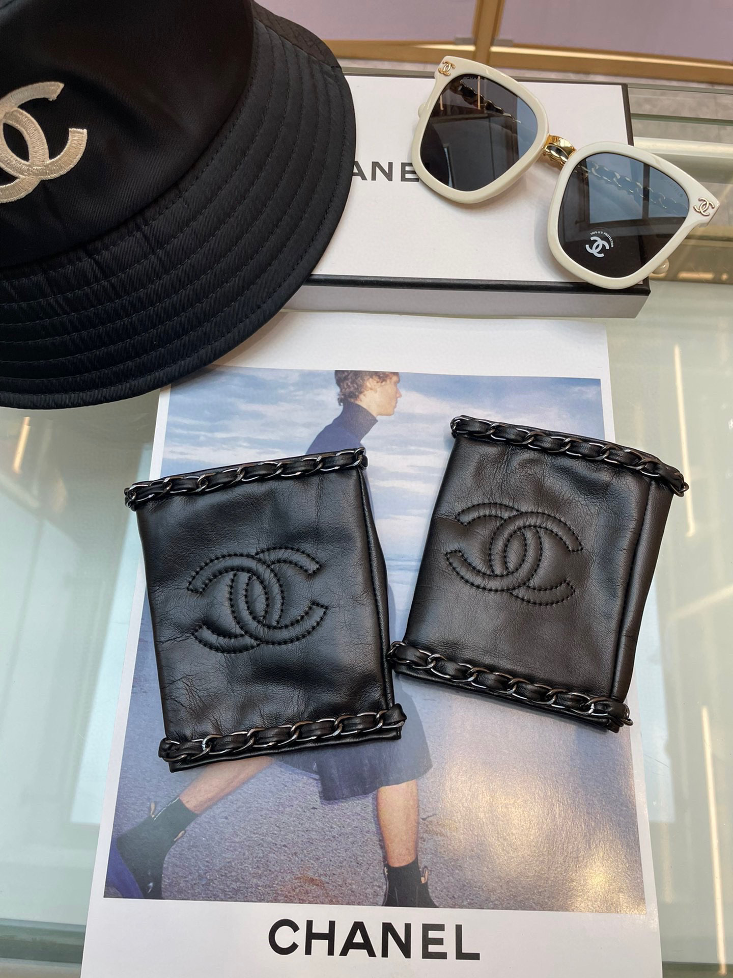 香奈儿Chanel‼️欧洲新款🇫🇷【顶级原单】女士高档半指手套 💁💁💁百分百选用进口羊皮 香奈儿御用羊皮