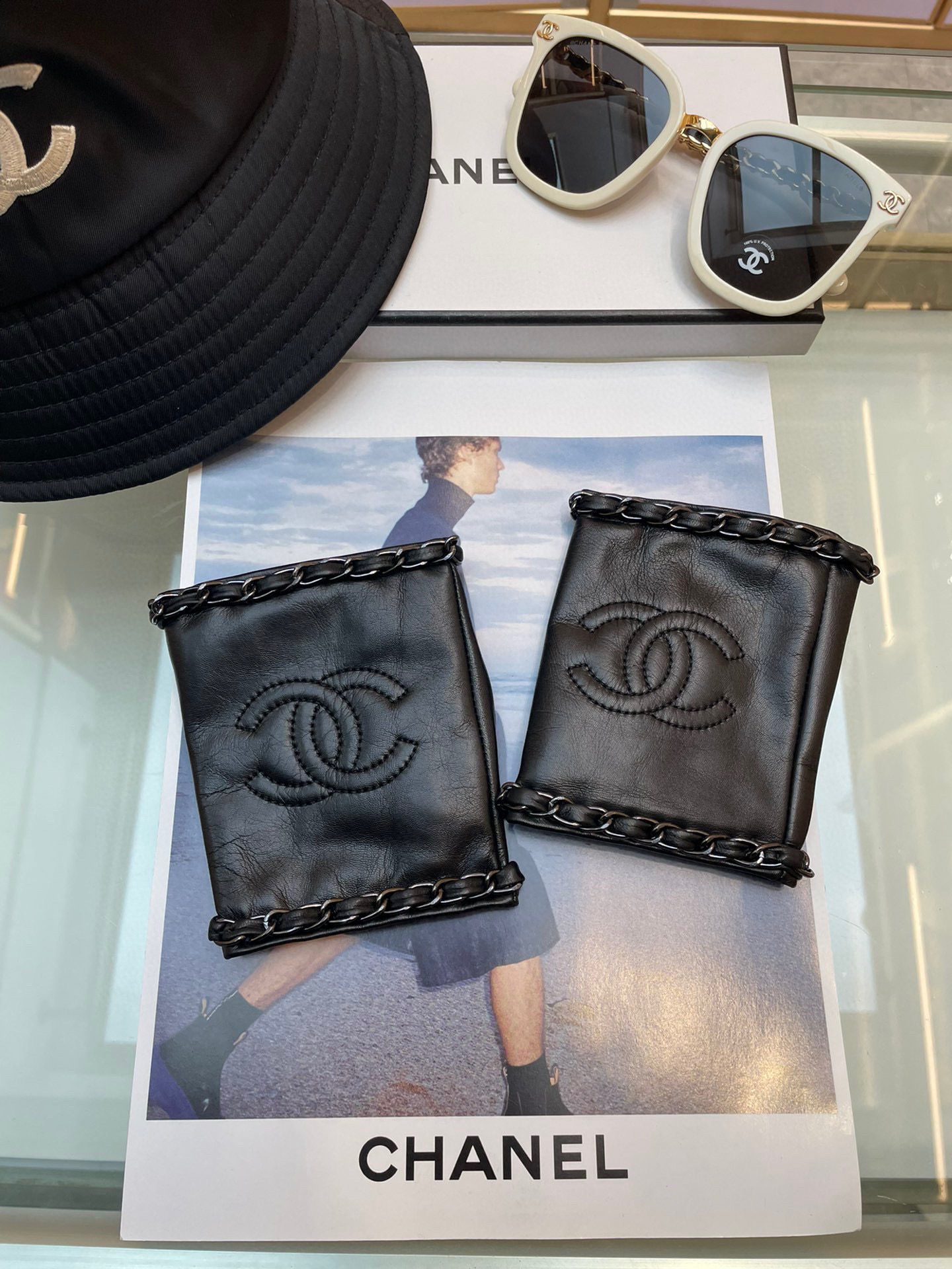 香奈儿Chanel‼️欧洲新款🇫🇷【顶级原单】女士高档半指手套 💁💁💁百分百选用进口羊皮 香奈儿御用羊皮