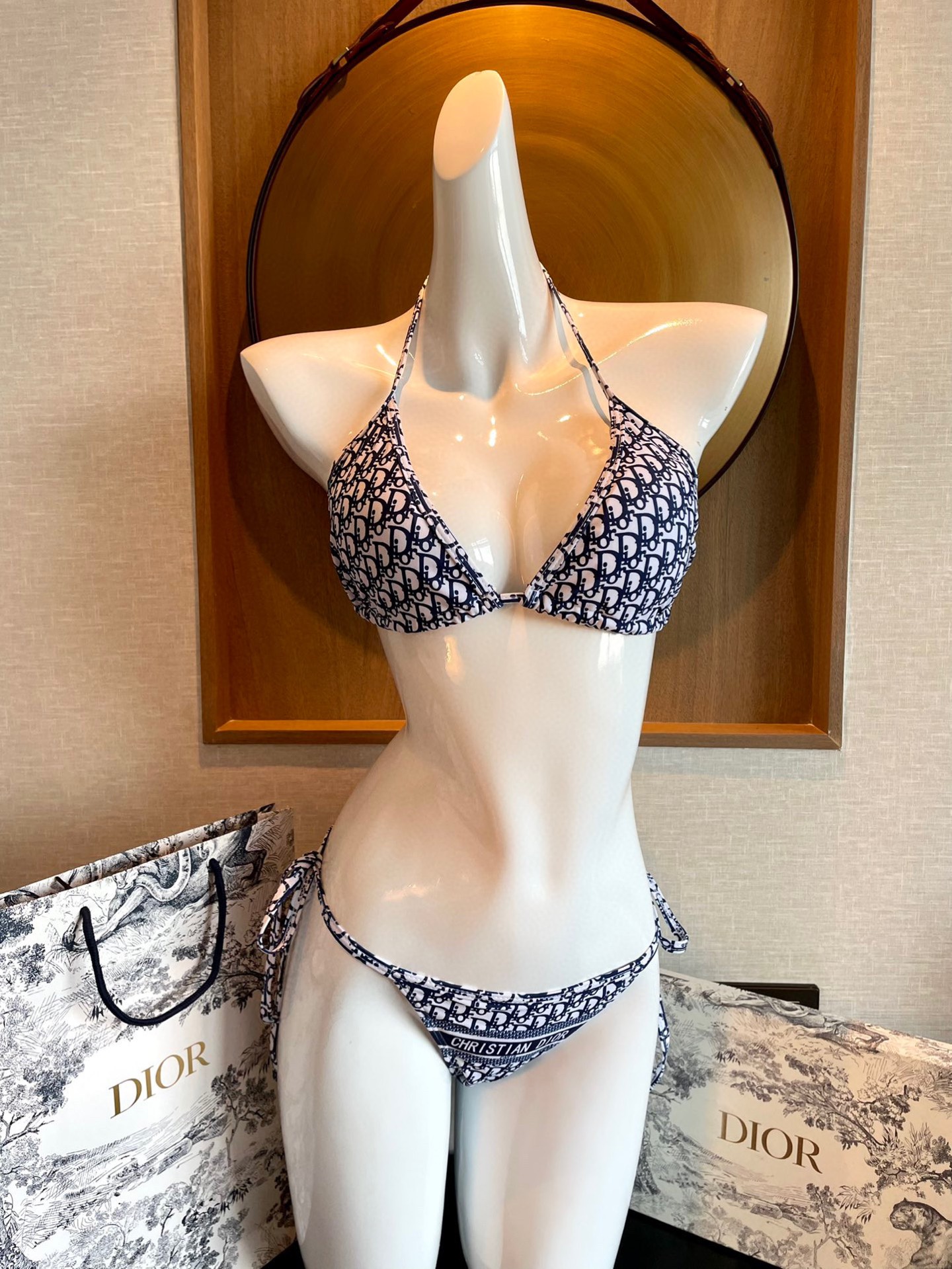 NO:377701,Dior new bikini swimsuit ~ Printed suspender vest bra underwear + briefs two-piece suit, S.M.L Xl swimsuit swim trunk bikini, swimsuit, swimming trunk, bikinis, dior, swimsuits, bikinis19860909Dior新款比基尼泳衣~印花吊带背心文胸内衣+三角裤两件套装, S.M.L Xl泳衣泳裤比基尼,泳衣，泳裤，比基尼,dior,swimsuits,bikinis,accessory